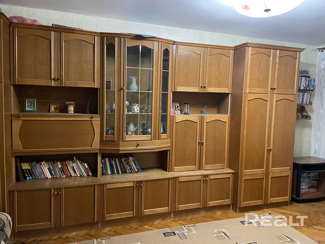 Сдается однокомнатная квартира на длительный срок в центре Минска. 3 минуты до трамвайных путей, 7 минут до ст.метро Академия Наук. Готова к сдаче с начала августа 2026. – pohled 5