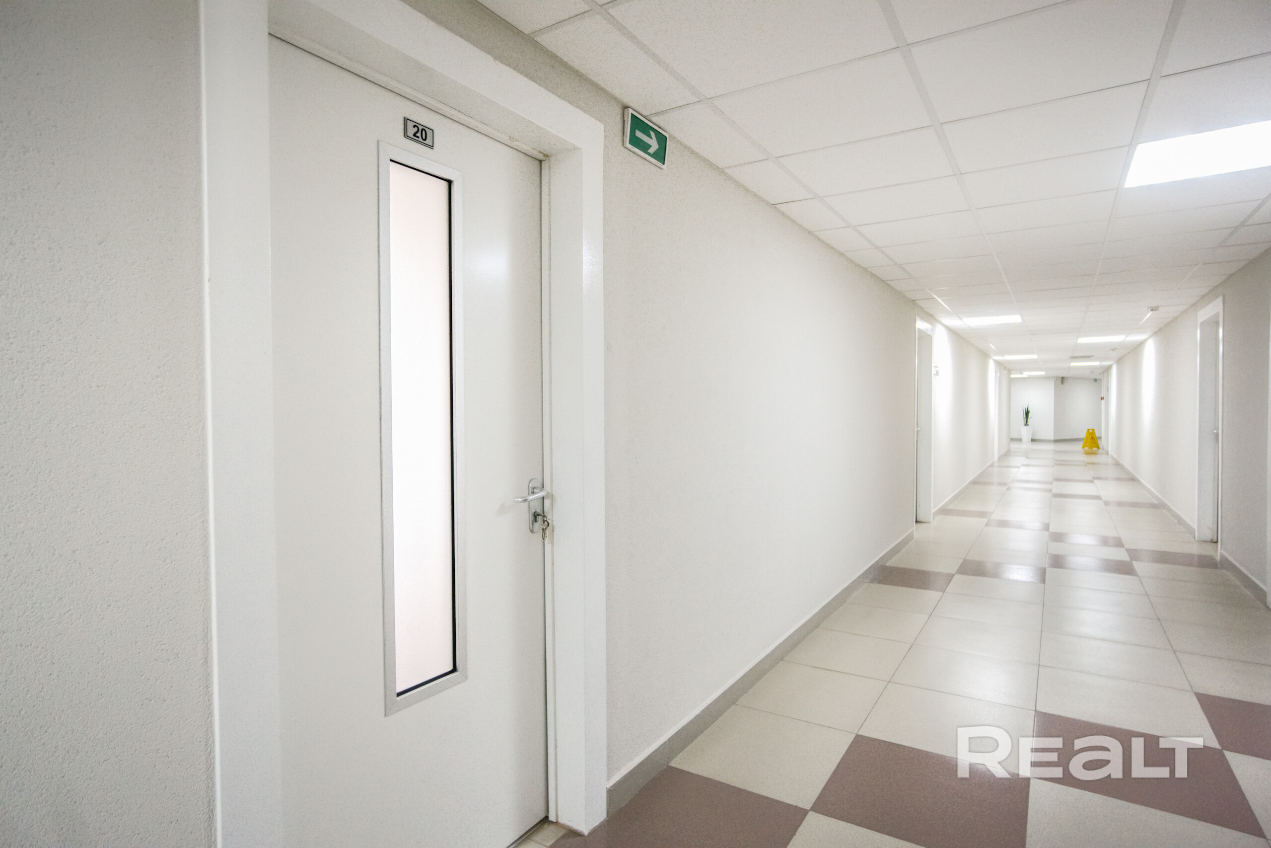 Офис (51,3 м2) в БЦ "Контур", ул. Скрыганова, 14. Ст метро "Молодежная" - Ansicht 5