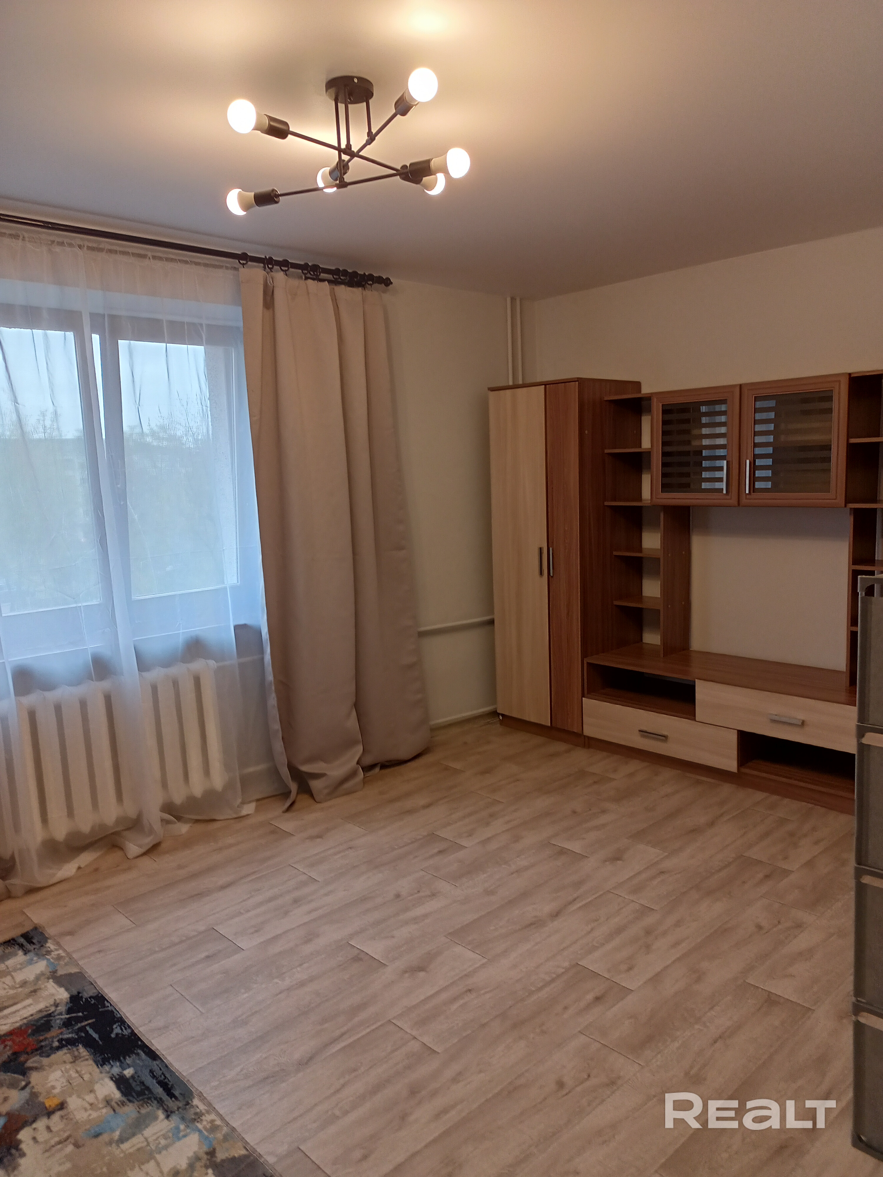 Квартира после ремонта.Почти вся мебель и бытовая техника новые. - Vista 4