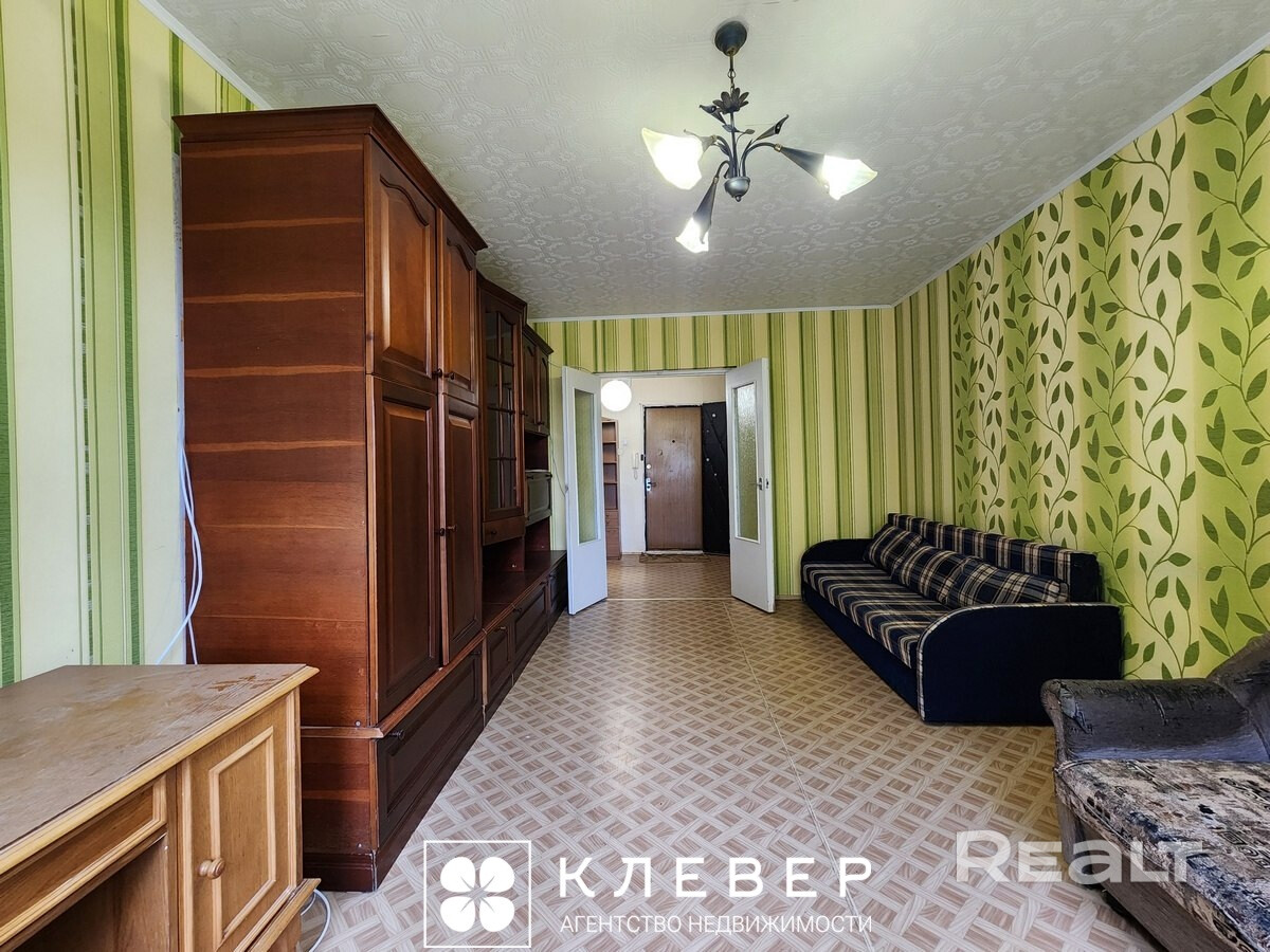 Продается просторная 1-комнатая квартира по ул. Сергея Есенина, 83 – pohled 4
