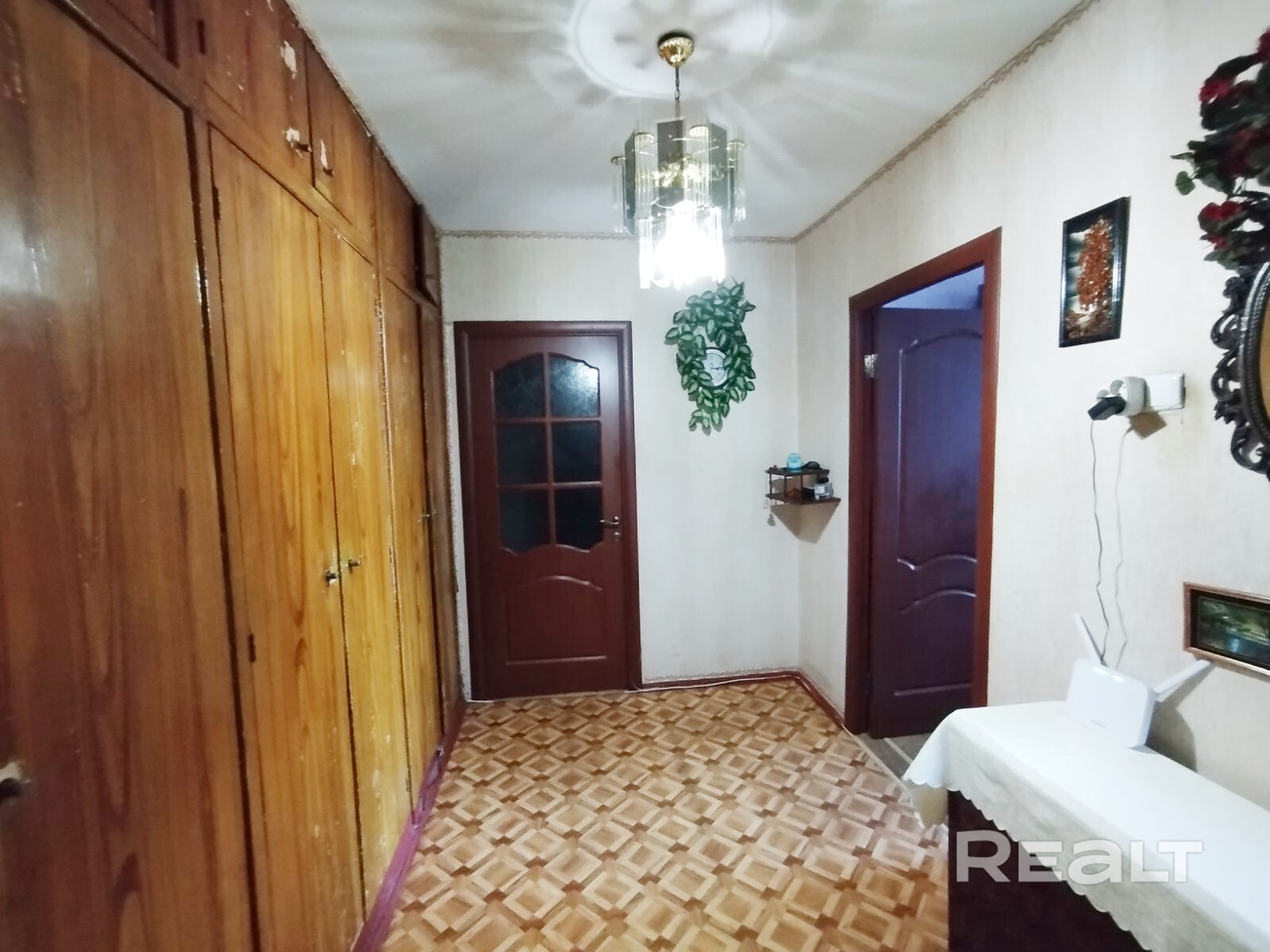 Продается большая доля в 3 комнатной квартире - Więcej