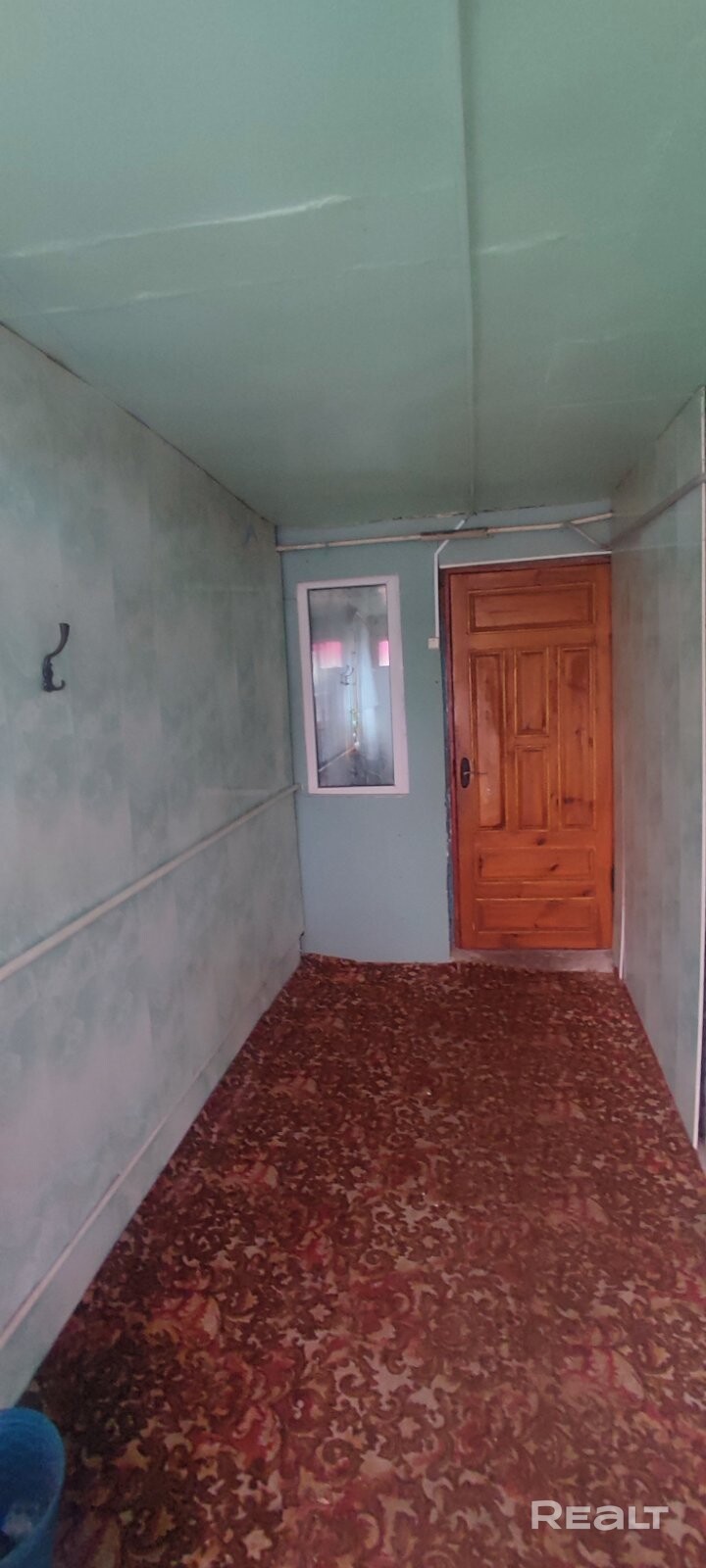 Продаётся квартира в пяти квартирном доме. В доме газ,вода,свет,канализация септик. Рядом магазины, банк, школа,сад,фок, больница. Есть участок. - Widok 5