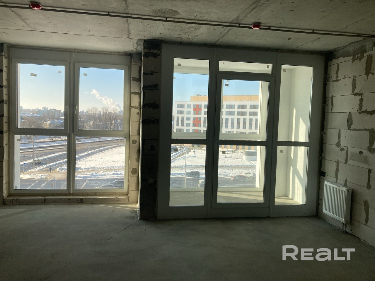 Новостройка 35 метров, в сданном доме, центр, метро - Mehr