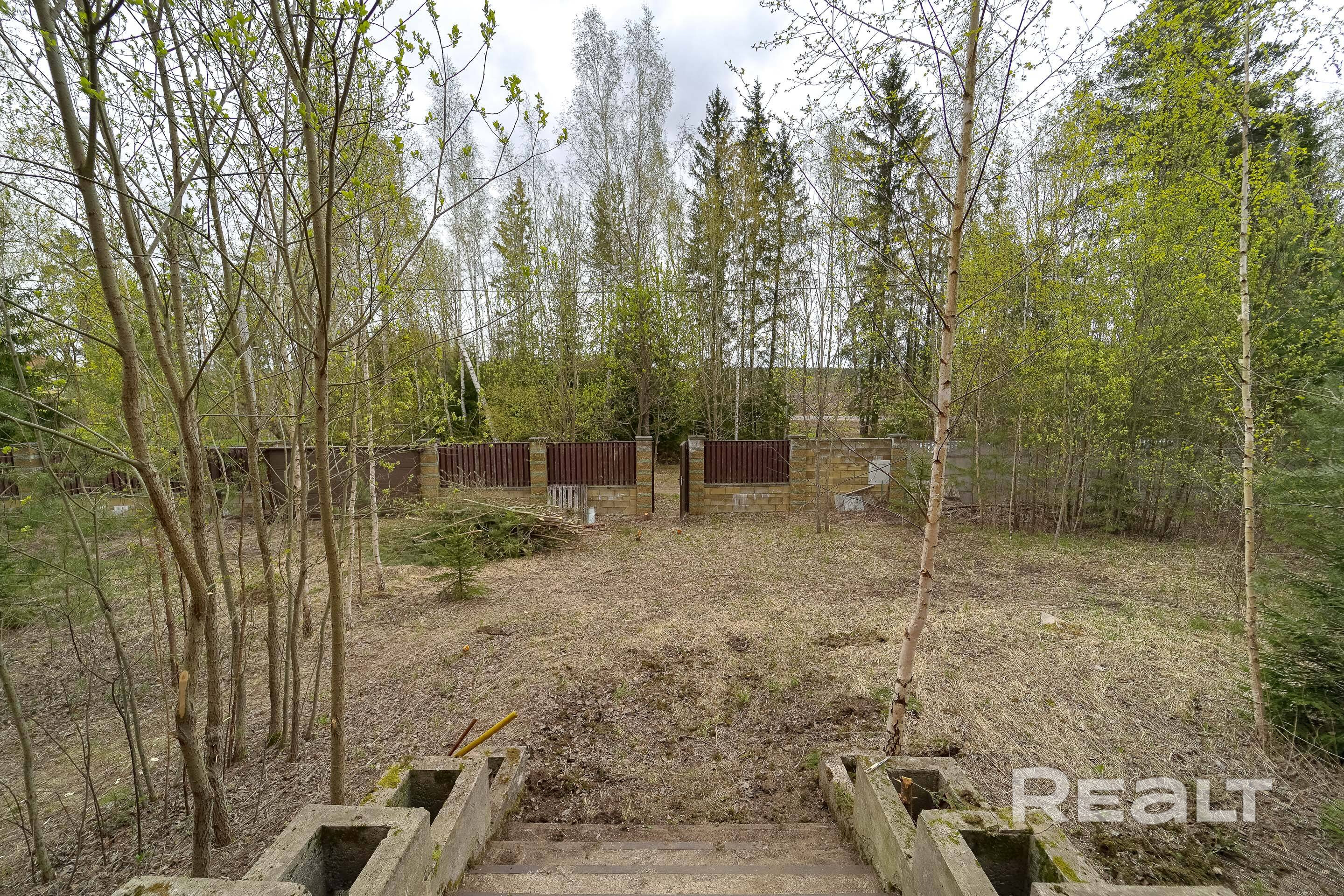 Продается законсервированный дом в аг. Колодищи на участке 21 сотка. - Widok 4