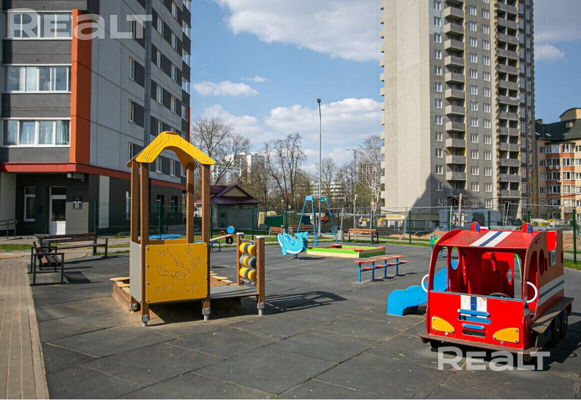 Рассрочка! Кредит! Квартира с черновой отделкой! До метро Грушевка 8 ...