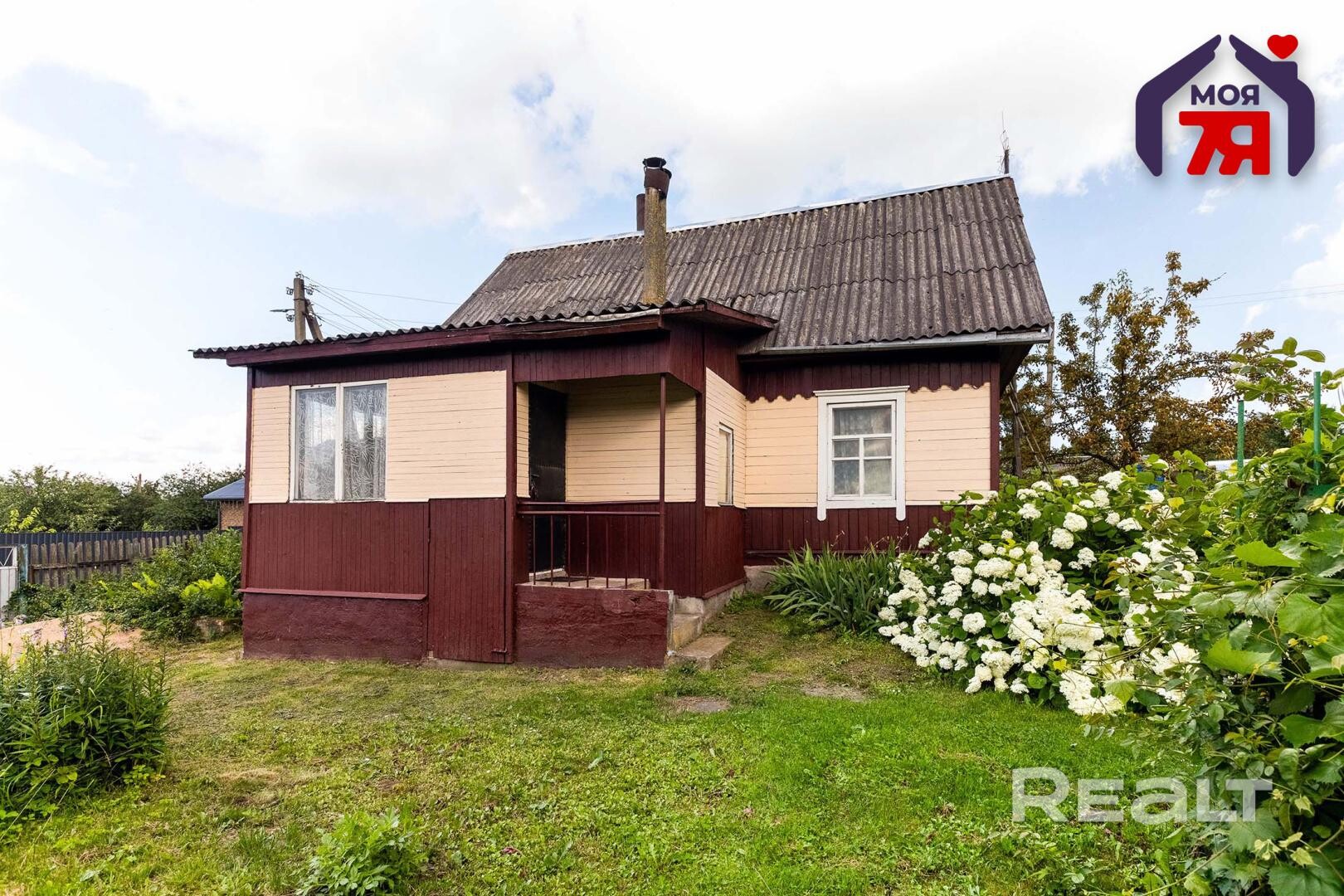 Бревенчатый домик 54,7 м² на участке 20,34 сотки с баней - Widok 3