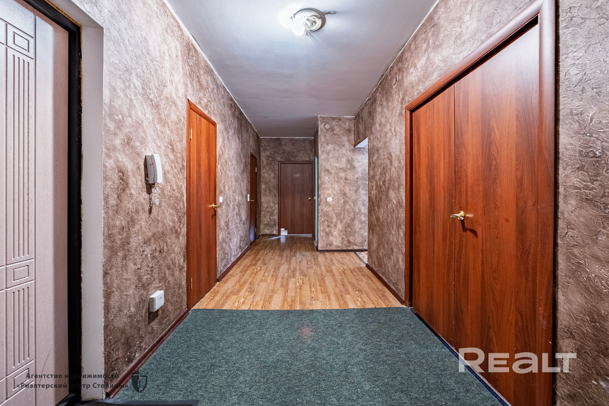 Продаётся светлая  2 комн. квартира с удобной планировкой в тихом районе! - Ansicht 4