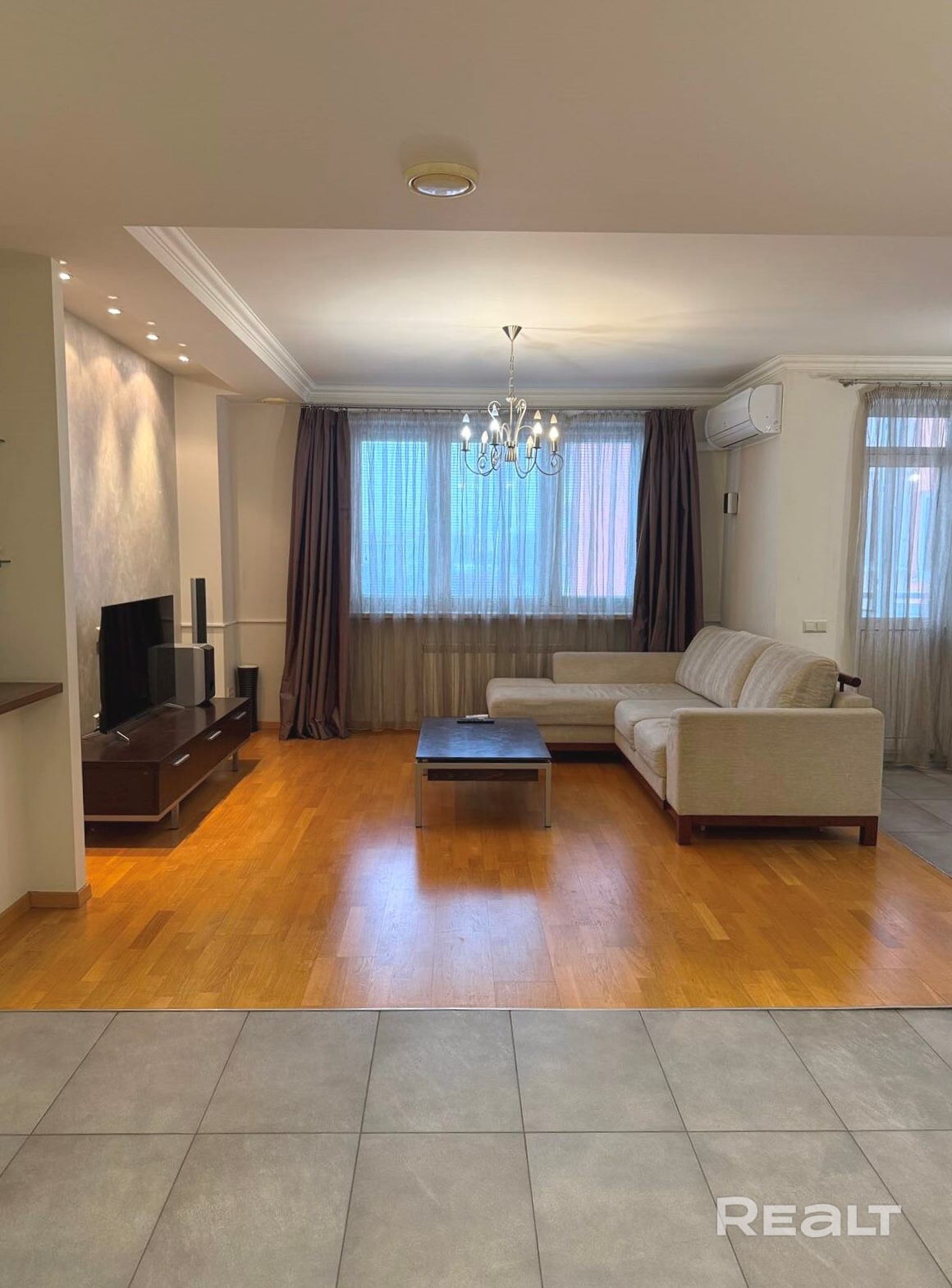 Продажа просторной 4-комнатной квартиры в центре Минска По ул. Белорусская, 15 – pohled 4