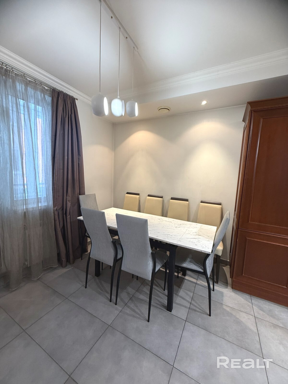 Продажа просторной 4-комнатной квартиры в центре Минска По ул. Белорусская, 15 – pohled 5