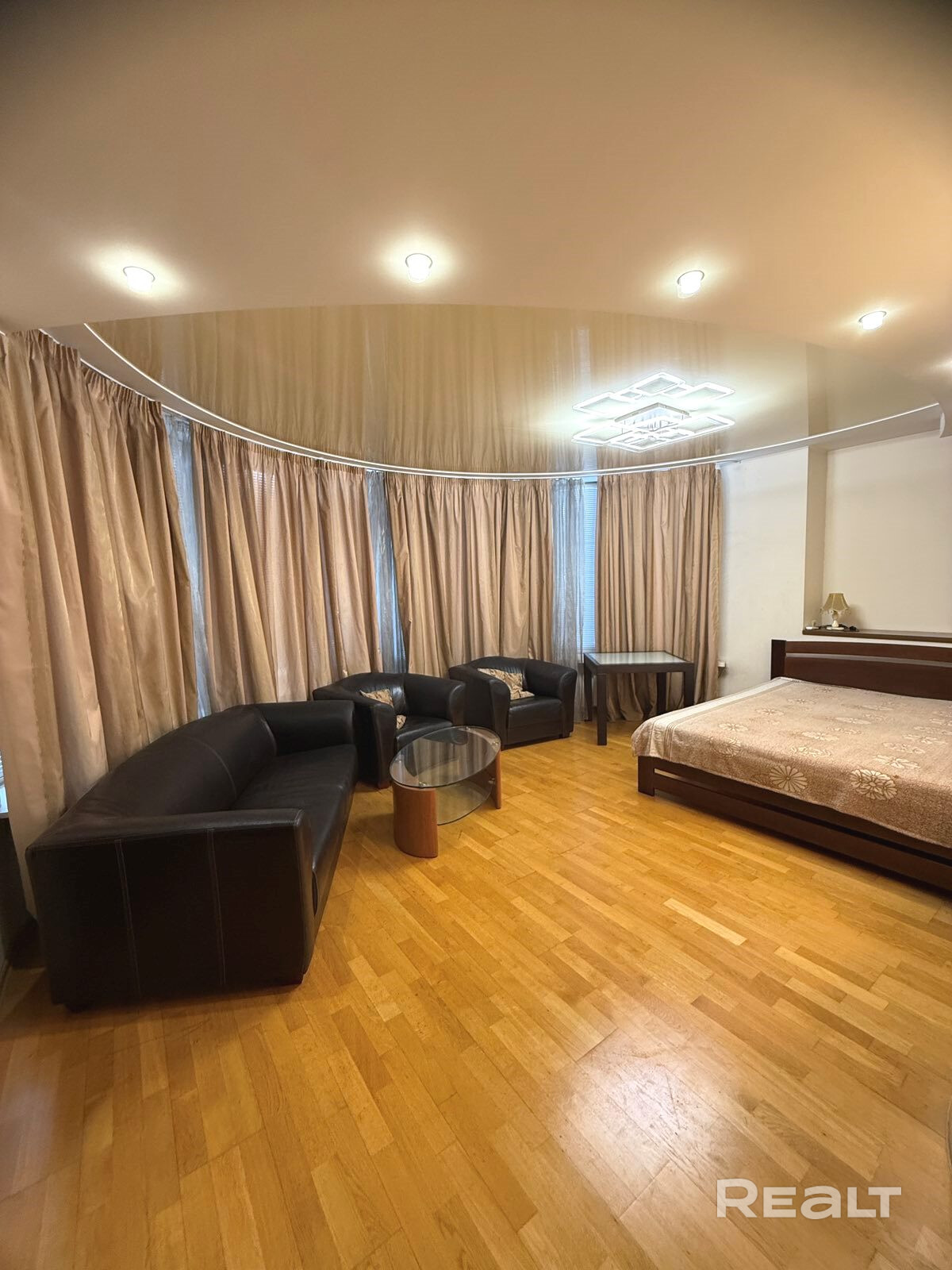 Продажа просторной 4-комнатной квартиры в центре Минска По ул. Белорусская, 15 – pohled 6