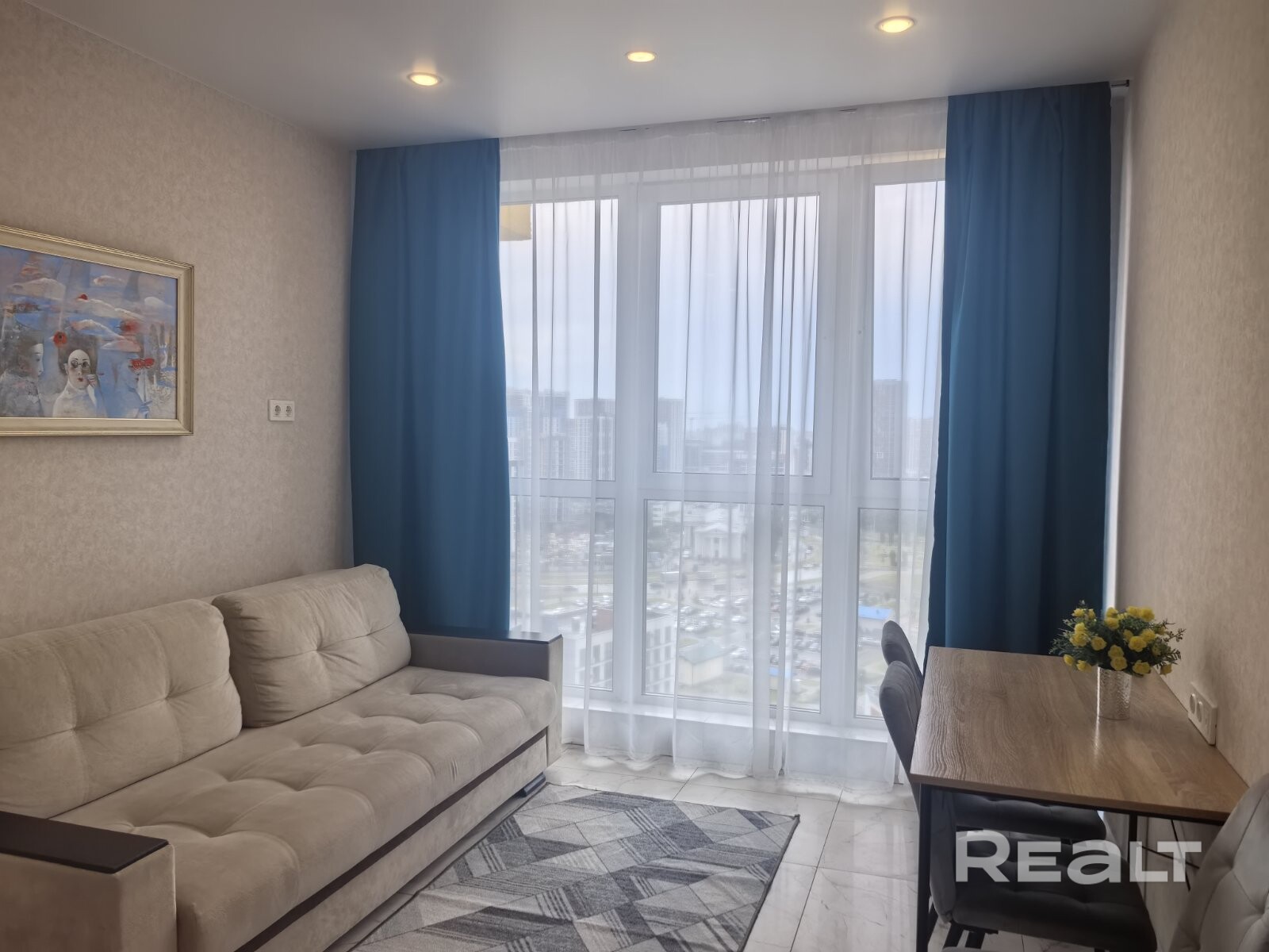 ИНВЕСТИЦИЯ С ГАРАНТИЕЙ ДОХОДА Продается квартира 37.9 м² в ЖК Минск Мир. 💰 Ежемесячный доход — 1170 долл/мес. (посуточная аренда). 📈 Окупаемость — 7,8 лет. 🔑 Полная готовность к работе (бытовая техника, белье). 📍 Вся инфраструктура в шаговой доступности, метро Аэродромная. Идеальный вариант для сохранения и приумножения капитала. Работает как бизнес, продается как квартира. Высокий рейтинг, Статус суперхозяин! - Bild 5