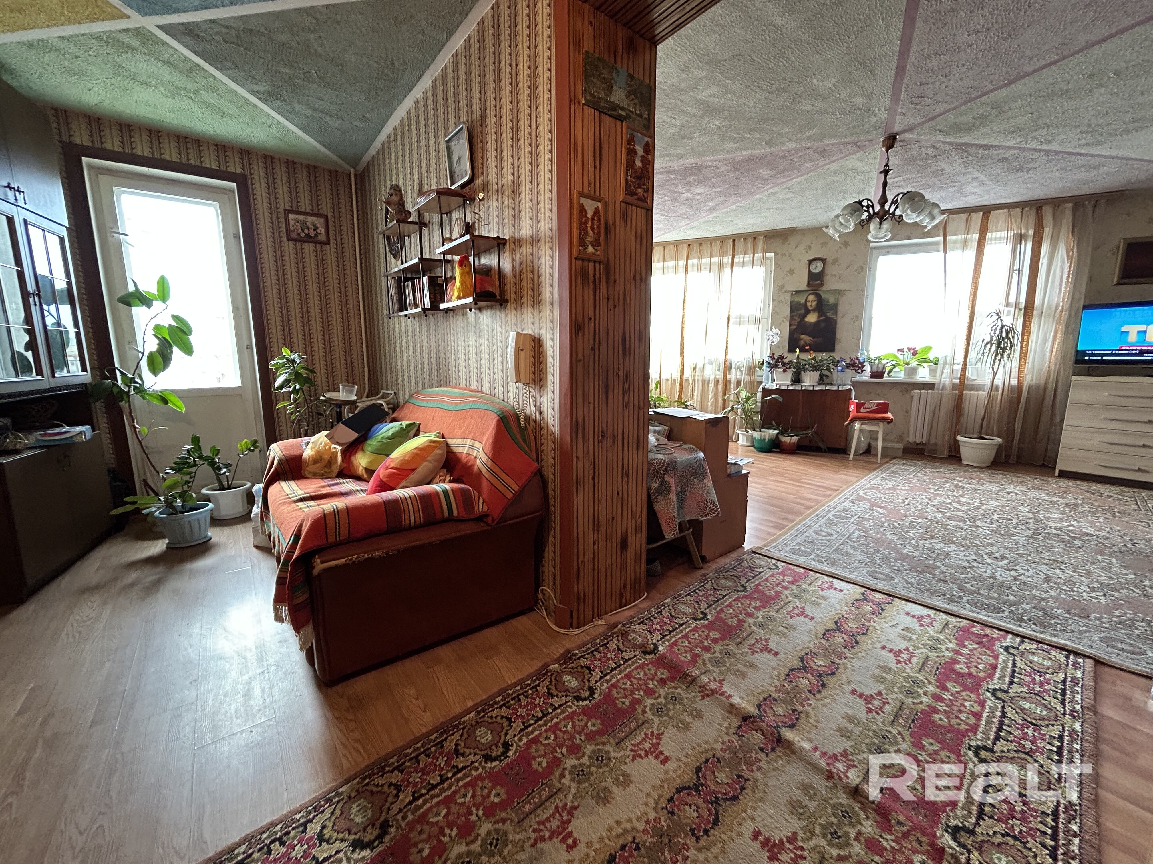 Большая трехкомнатная квартира с кухней 11,6м2 и двумя лоджиями – pohled 5
