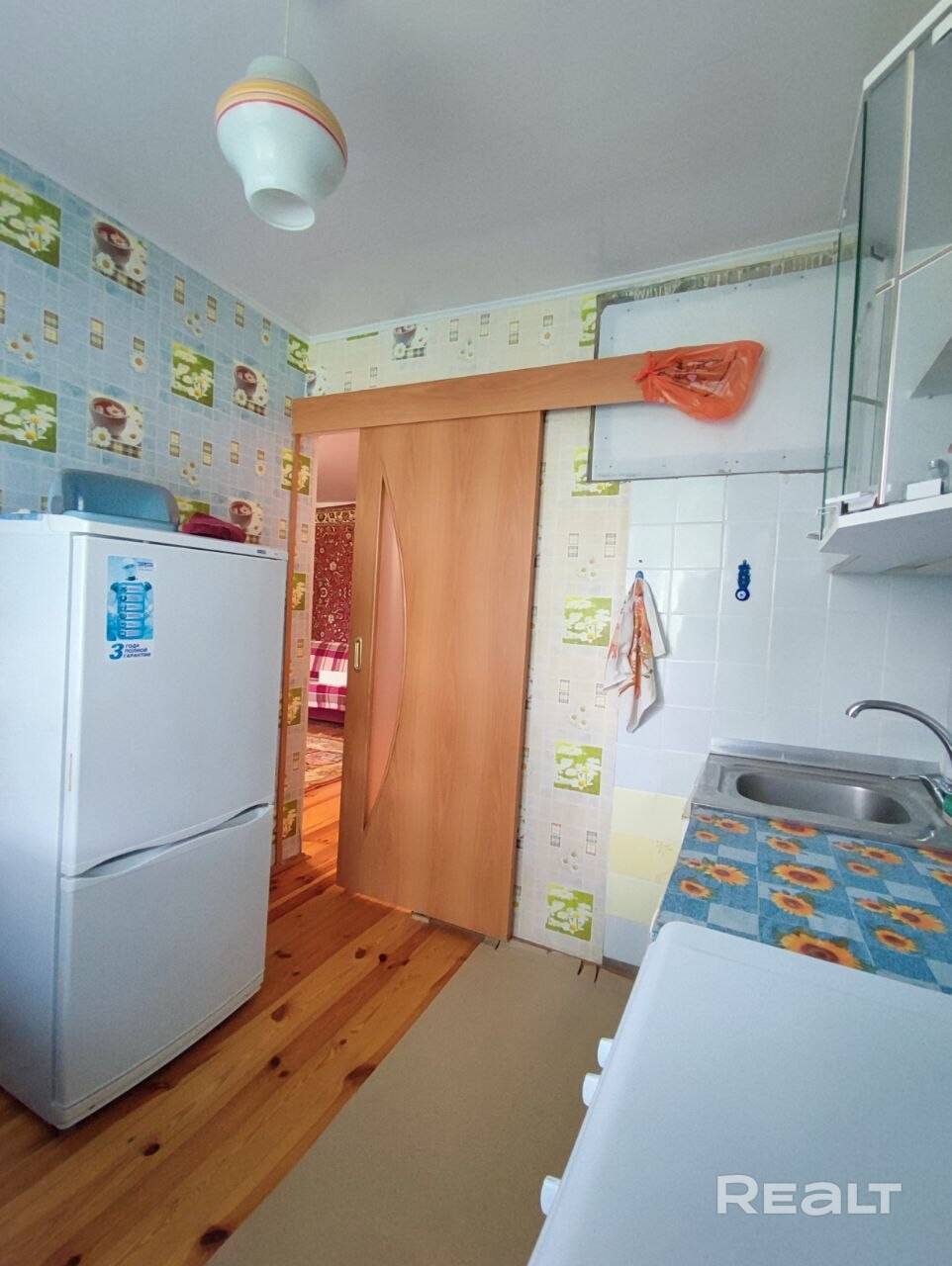 Продаётся 2-комн.квартира на первом высоком этаже по ул. К.Либкнехта, 116. - Vista 2
