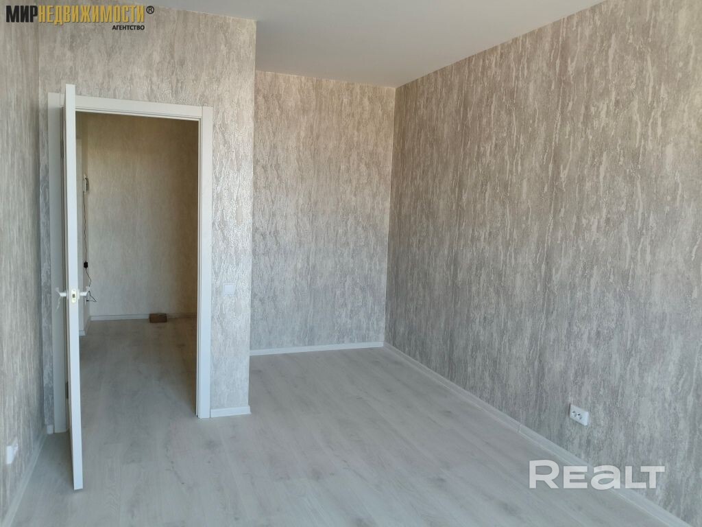 Трёхкомнатная квартира ул.Притыцкого, д.25Б – pohled 6