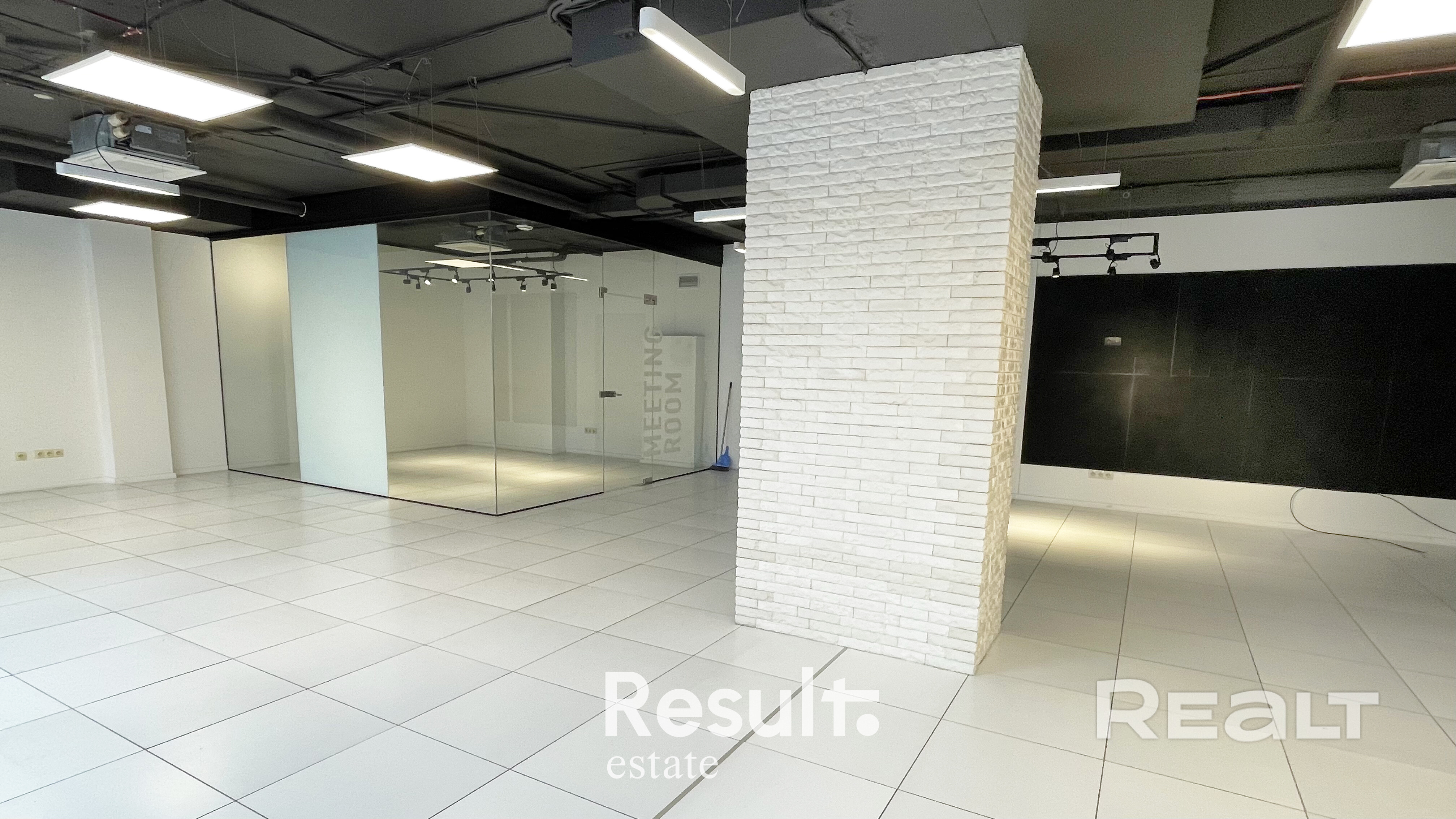 Аренда офиса 159,2 m² по ул.Немига 5 Формат Openspace с переговоркой — офис у метро Немига (3 минуты пешком) – pohled 4