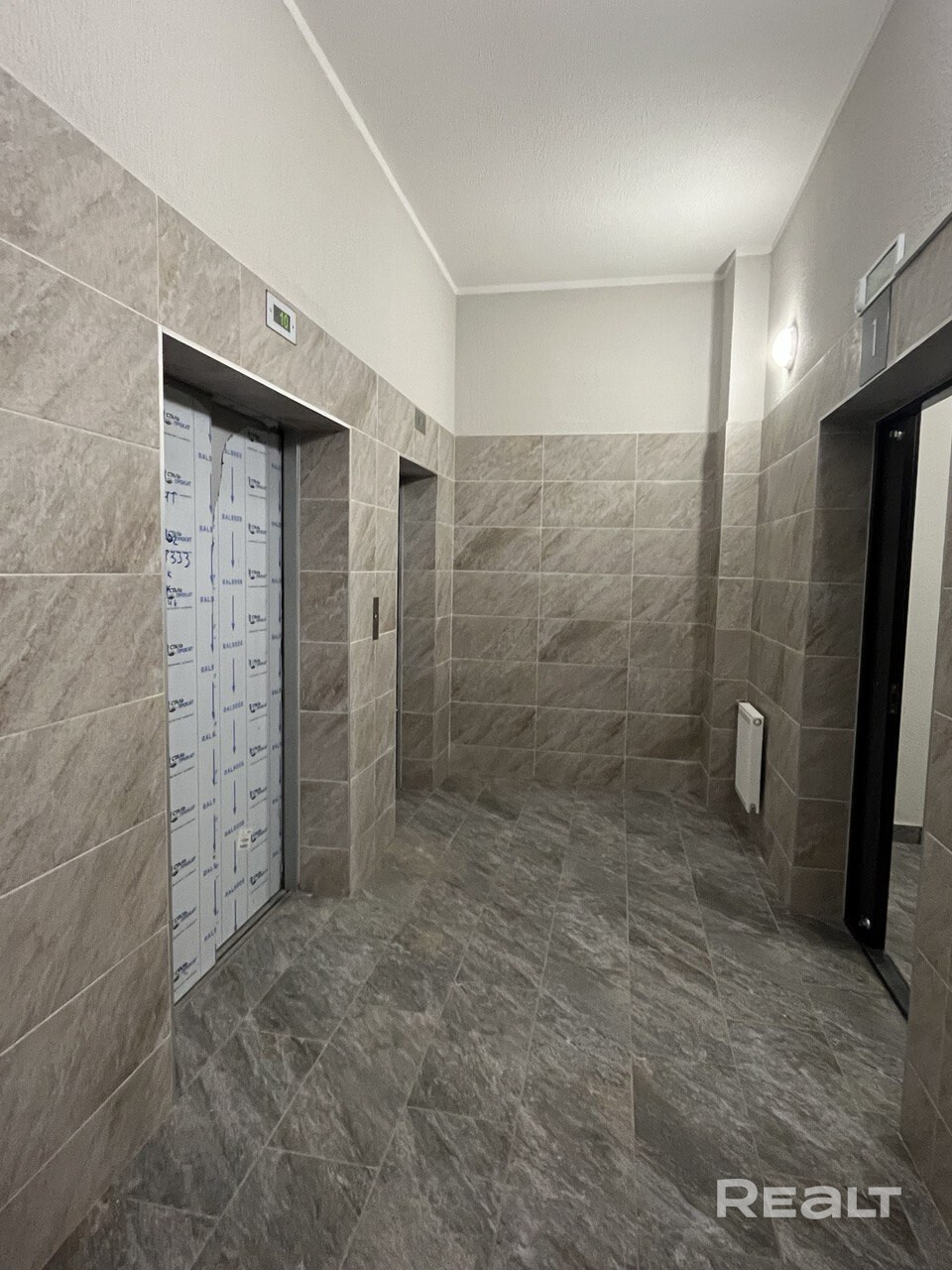 Рассрочка! Кредит! Квартира с черновой отделкой! До метро Грушевка 8 ...