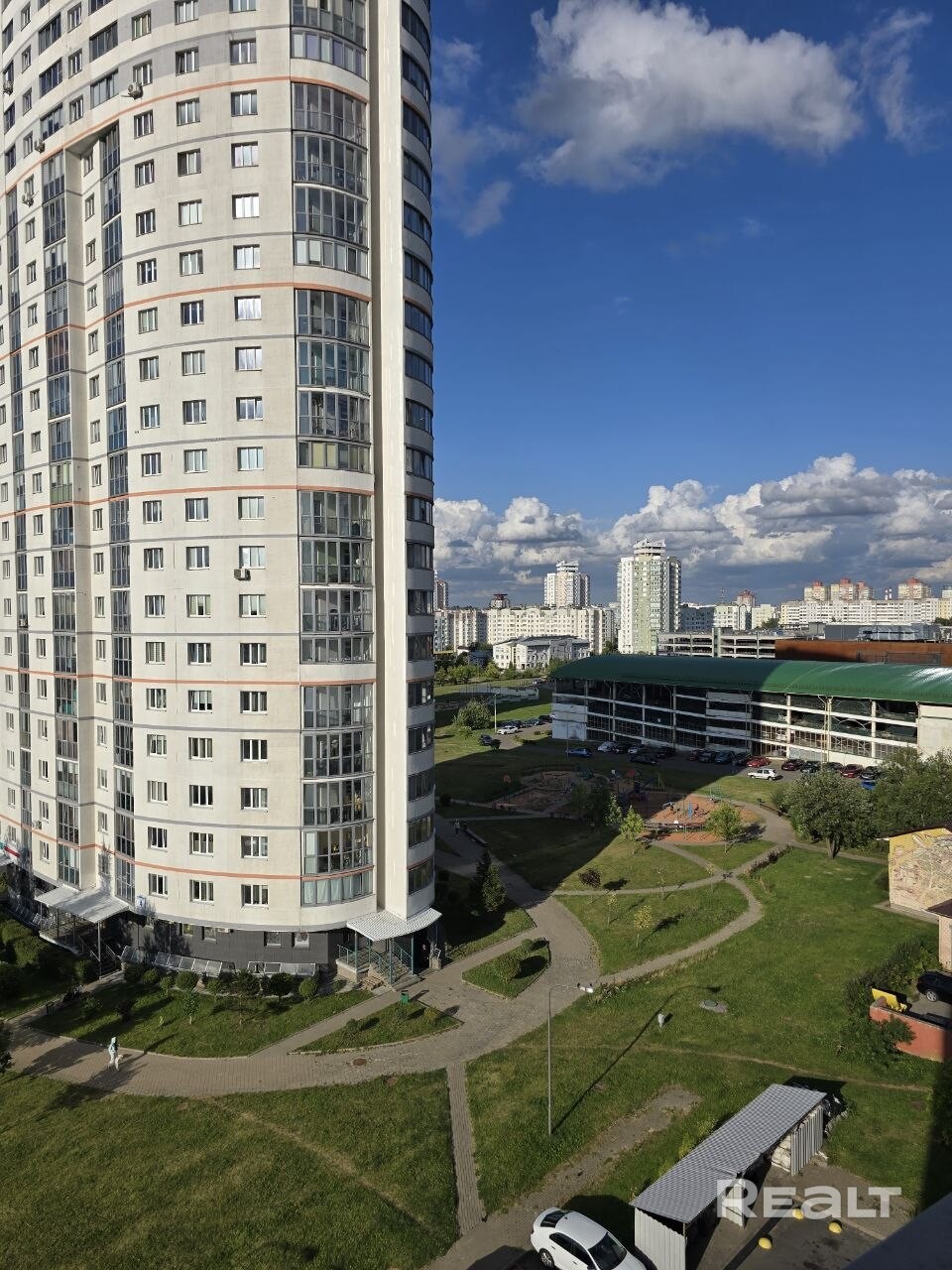  40.6 м2
