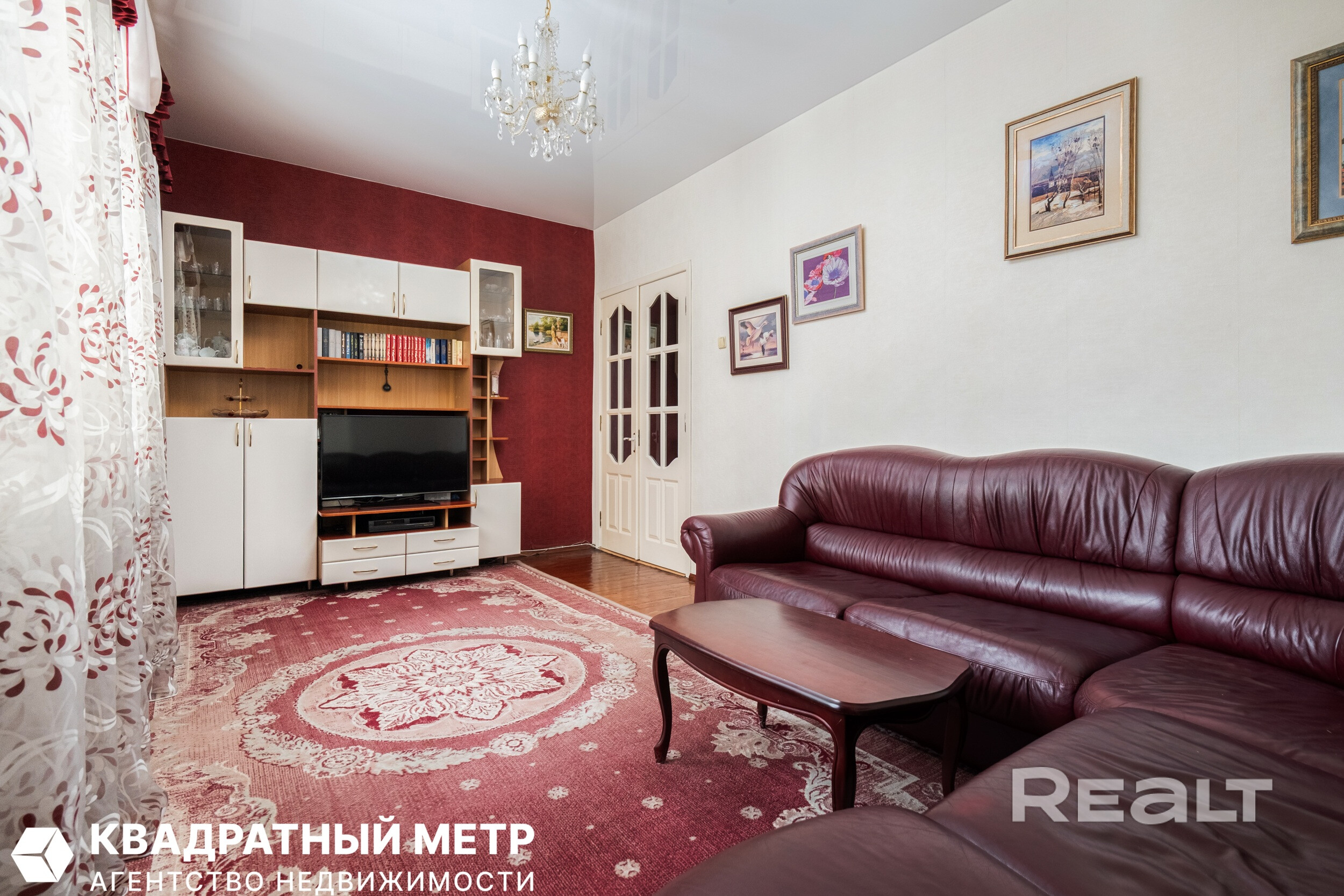 Продается 3-комнатная квартира (сталинка) по ул. Романовская Слобода, 24 возле метро – pohled 3