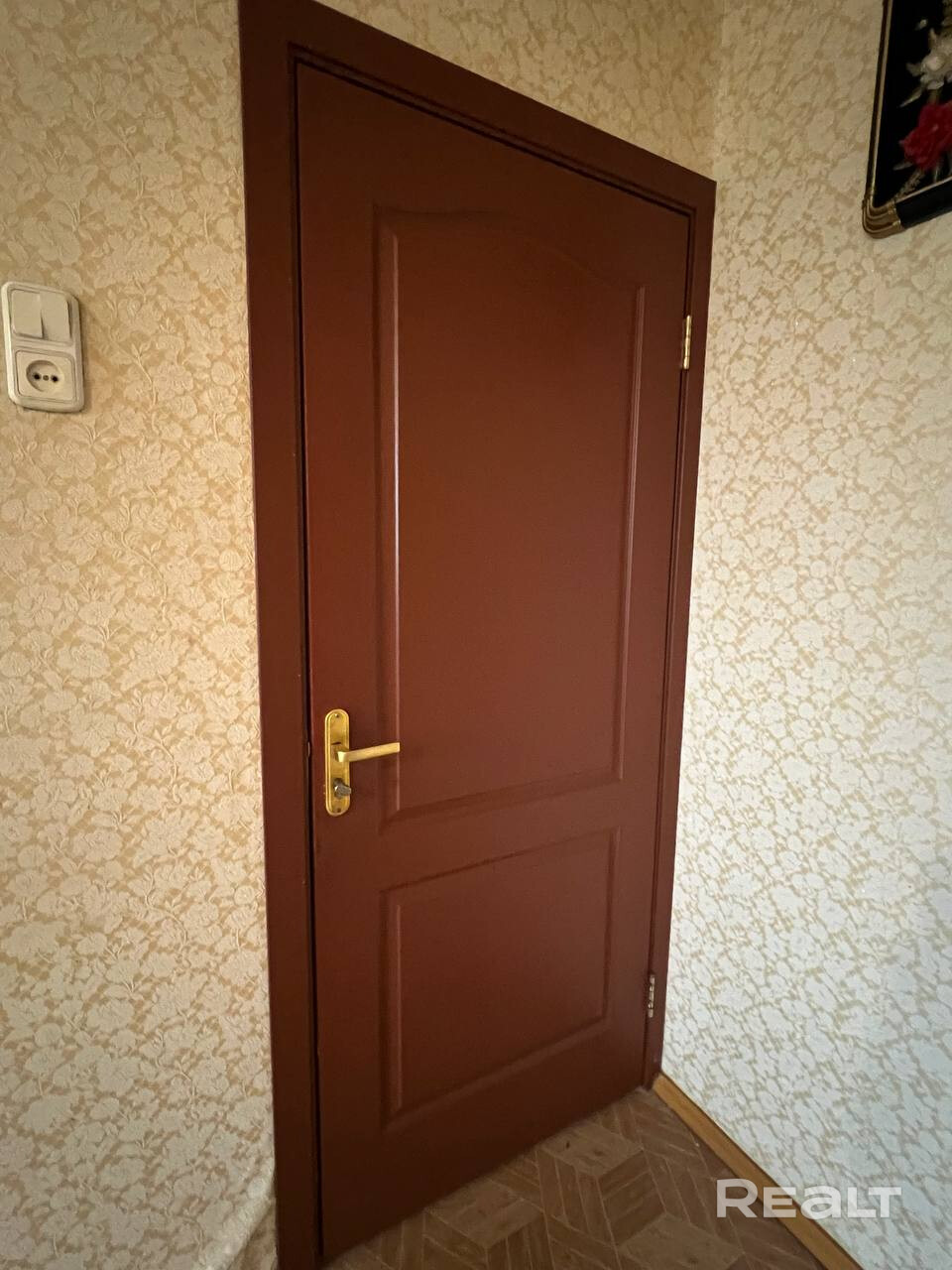 Продаётся доля 7/20 доли в трех-комнатной квартире по улице Панченко дом 12 в Сухарева Комната 17.2 кв.м (есть лоджия) В квартире все комнаты изолированы. Дом двух-подьездный. Новый лифт. Раздельный сан-узел. Установлена стиральная машина. Устно определен порядок пользования. Хорошая инфраструктура, магазины, аптека, детский сад, школа все рядом. Приглашаем на просмотр! - Ansicht 6
