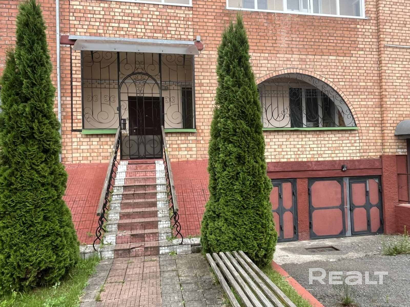 123.70 м2