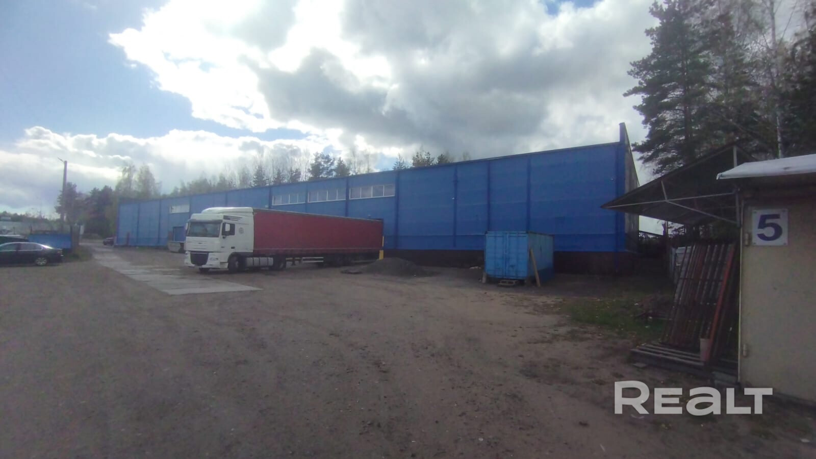Предлагаем в продажу современный действующий производственно складской комплекс - Więcej