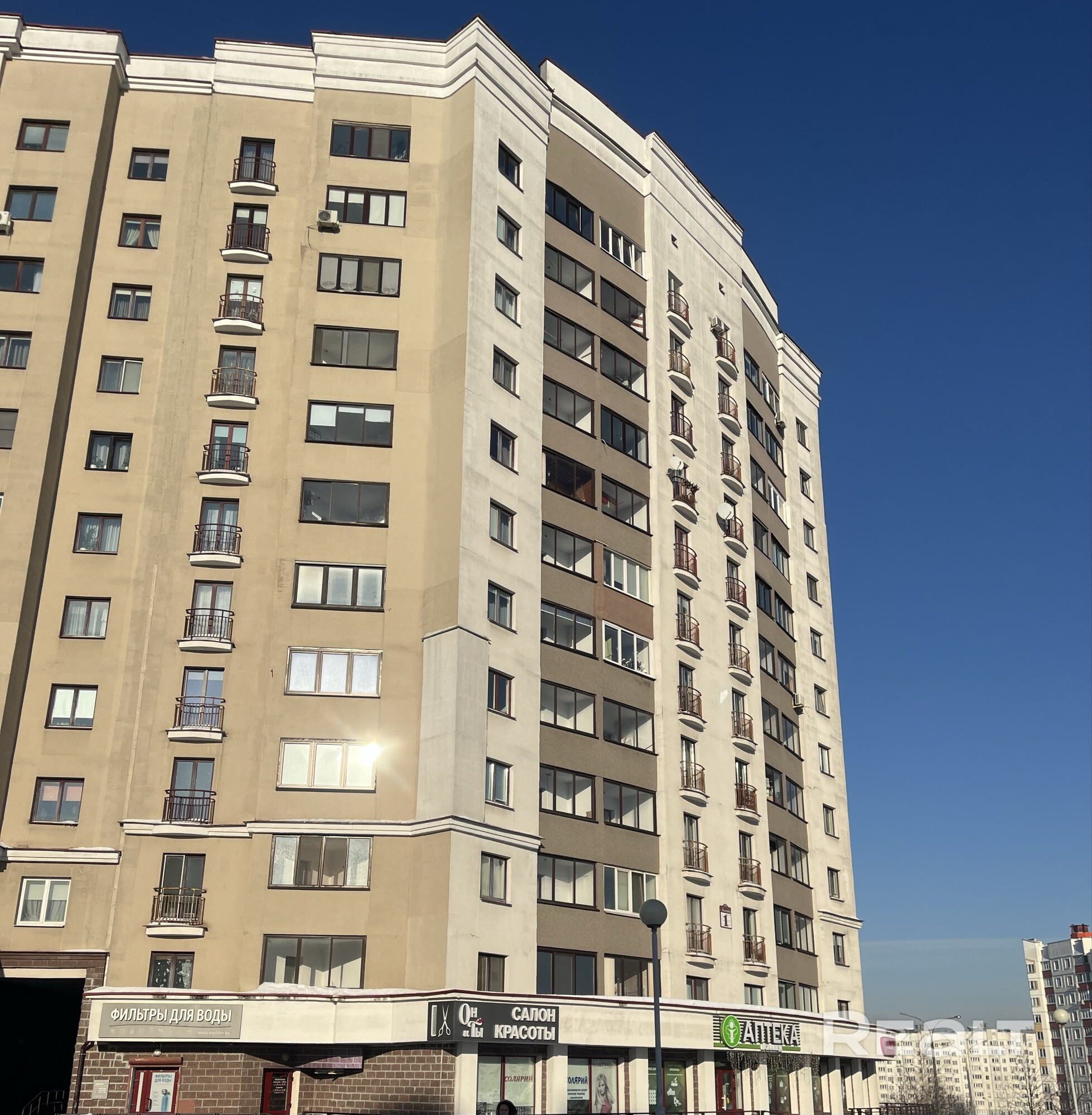 Просторная однокомнатная квартира недалеко от метро - Więcej