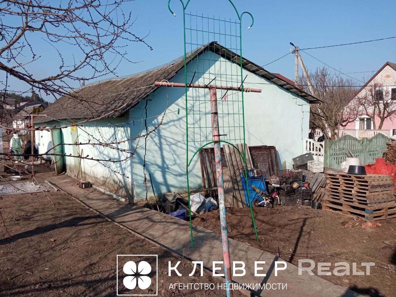Уютная ½ часть дома с большим участком — готовое решение для спокойной жизни! – pohled 5