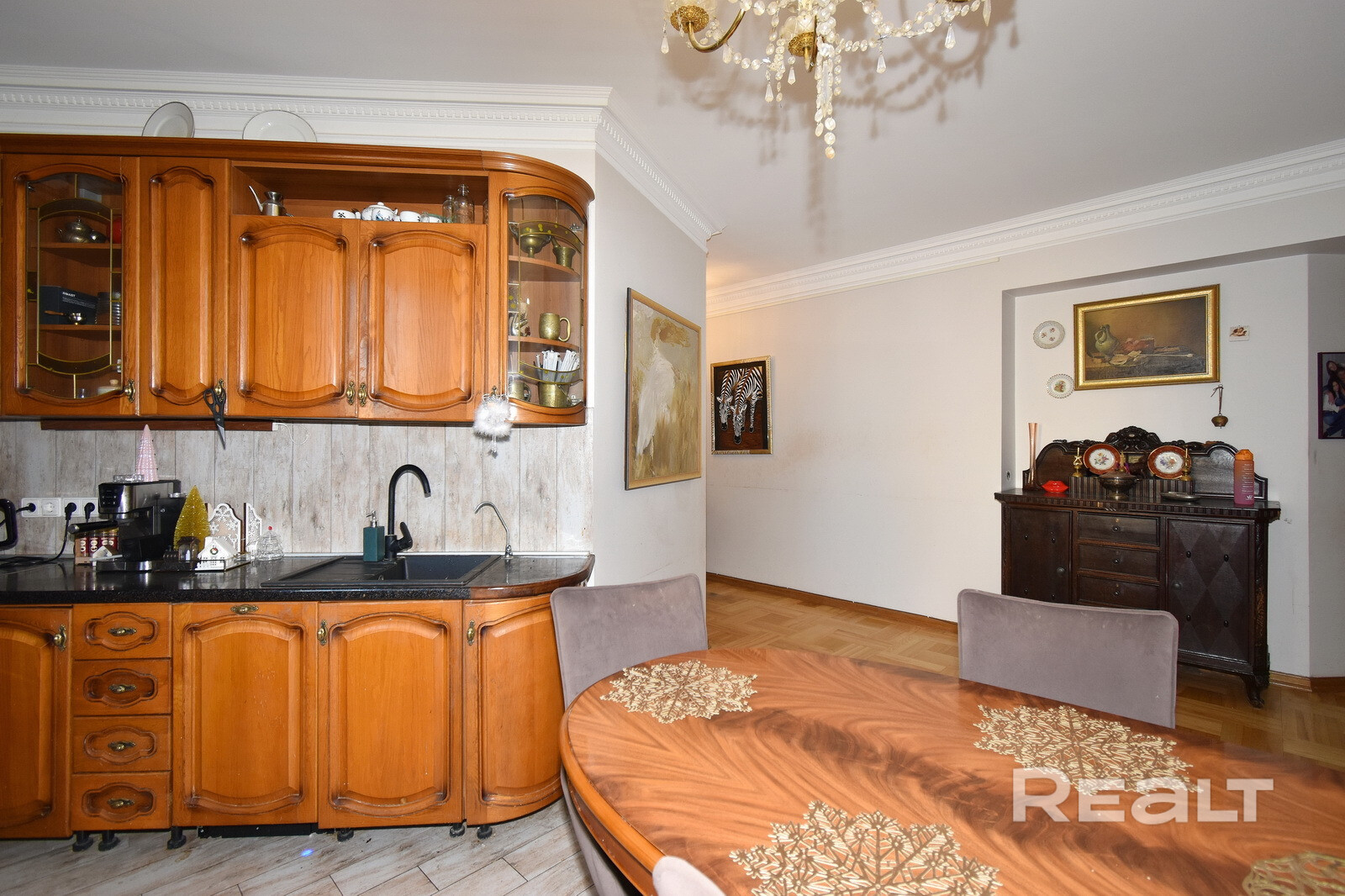 Просторная СТАЛИНКА на улице Карла Маркса,39 - Widok 3