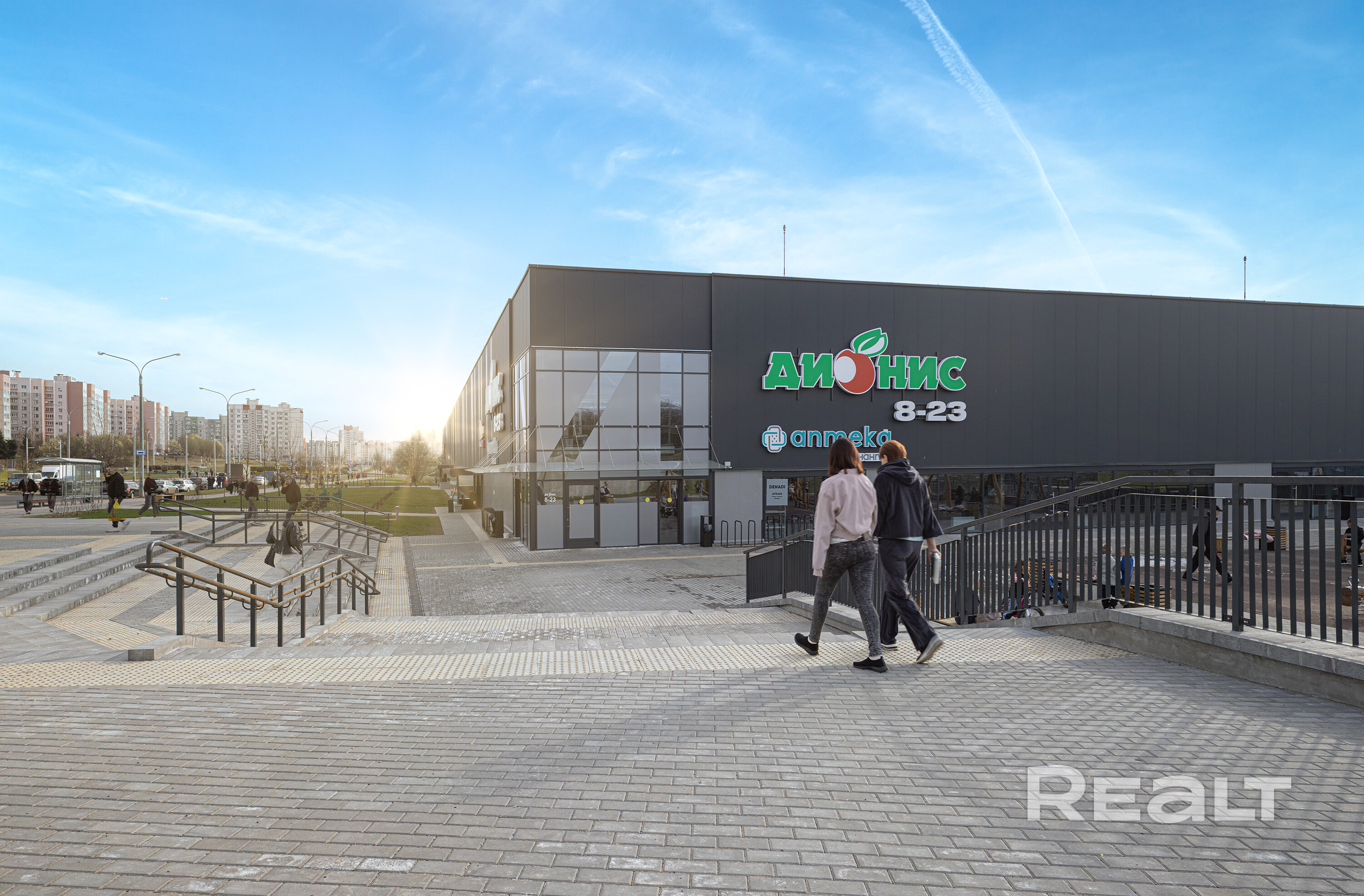 Сдается в аренду помещение 90.6м2 - Więcej