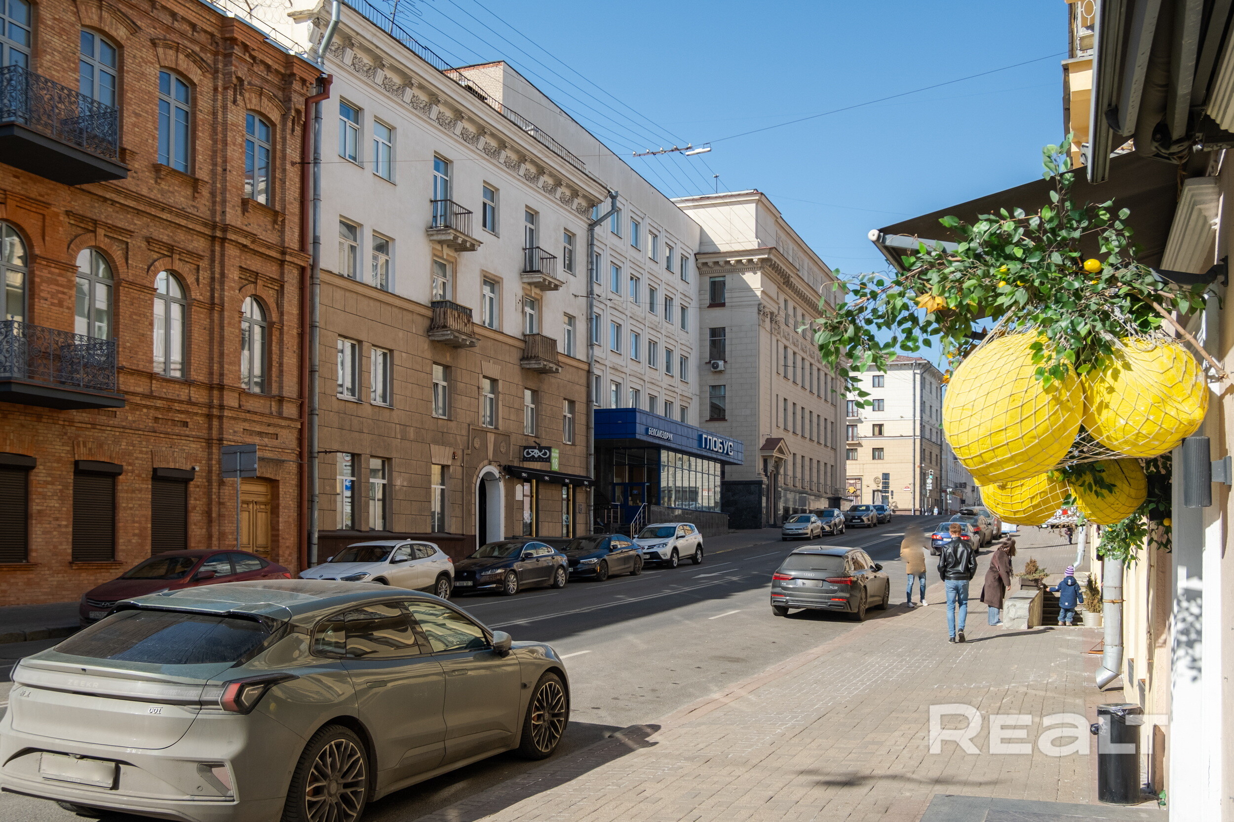  95.6 м2
