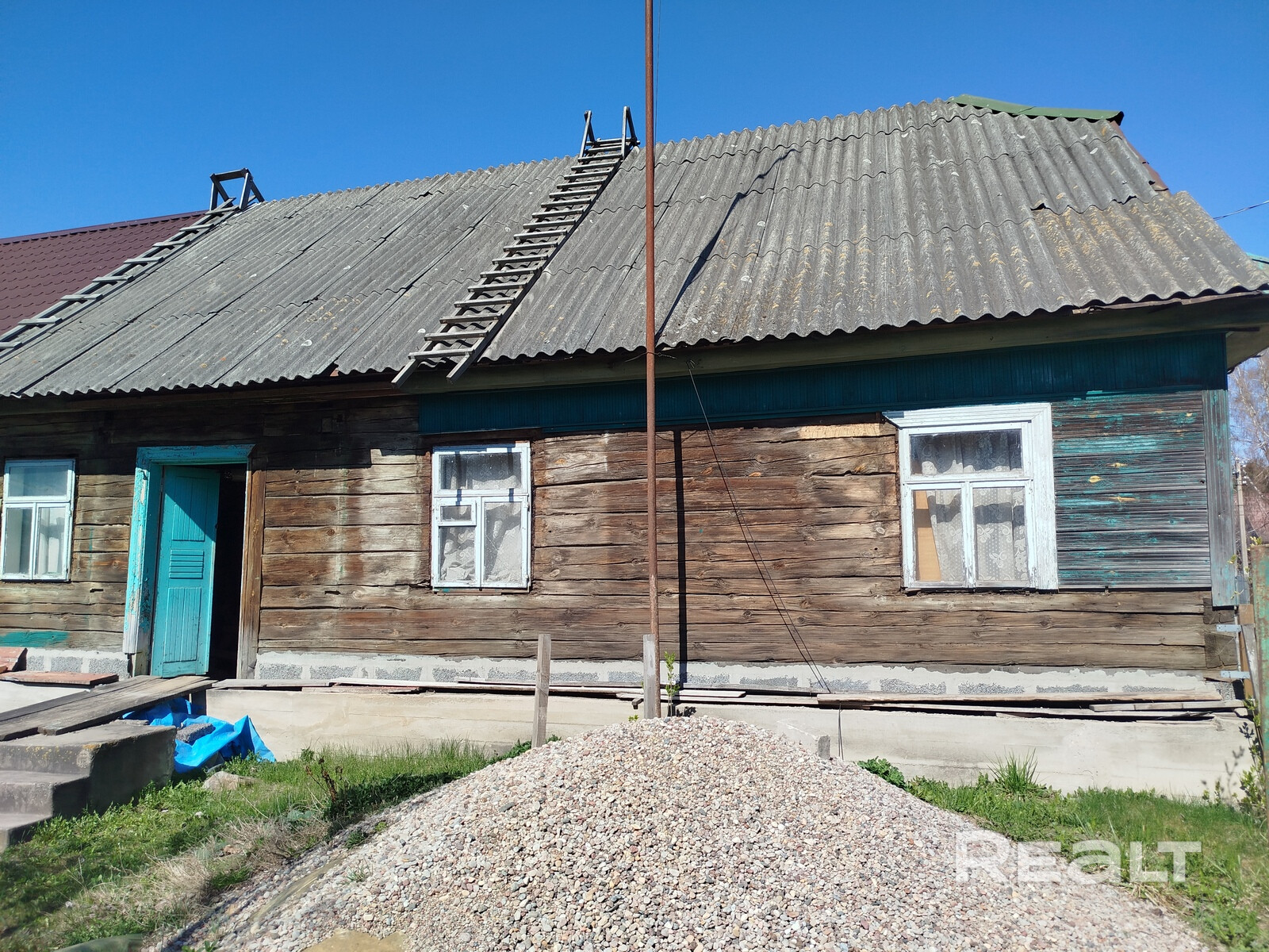 Продается квартира в полдома 1964 года постройки на ровном участке 17,46 соток. – pohled 4