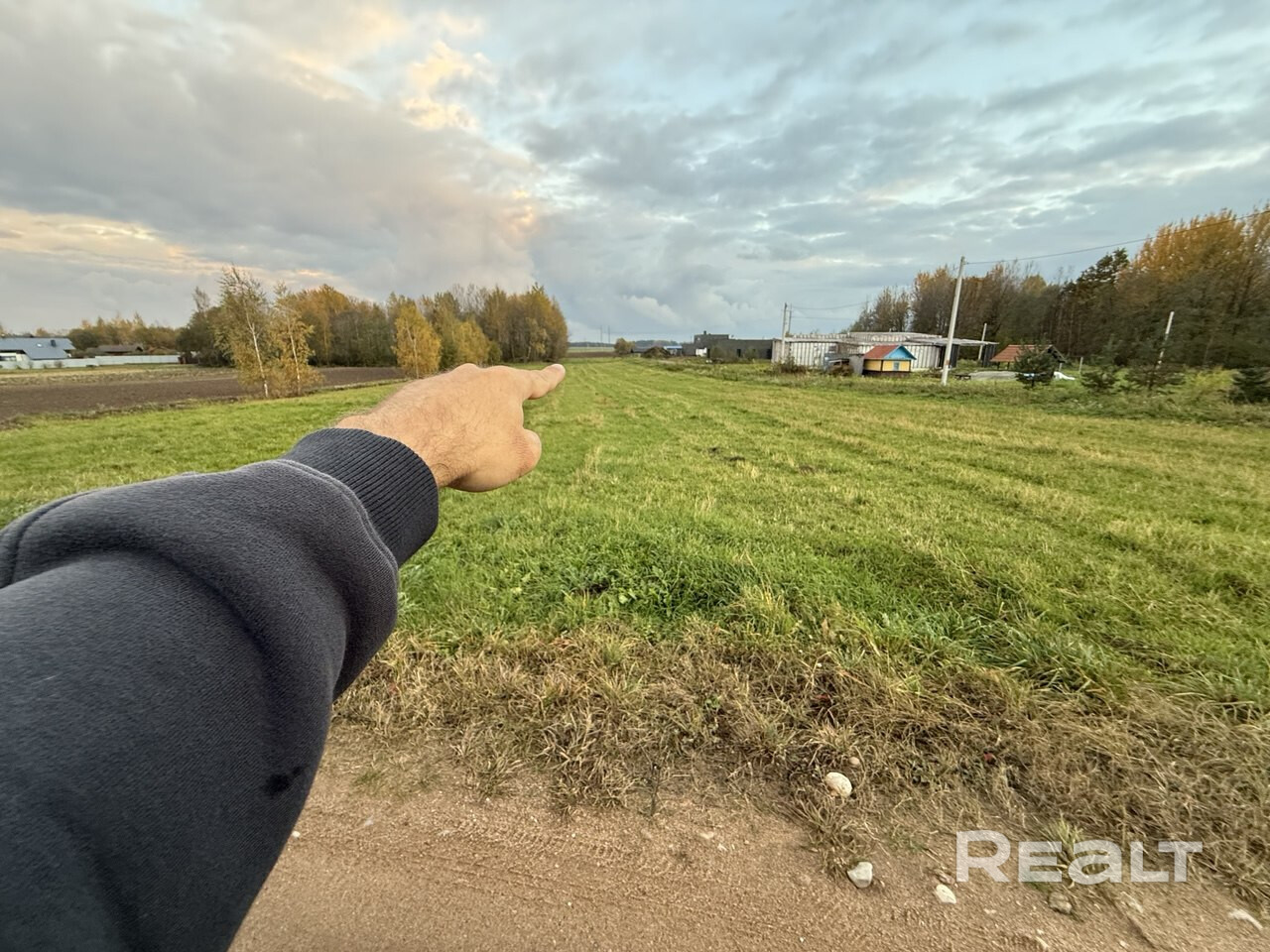 Агентам не звонить! Продается участок для строительства. Частная собственность. 24,41 сотки. Два соседних участка по 12,2 сотки каждый. Лес. Крайний участок. за ним никого нет. Непроездной поселок - Ansicht 4