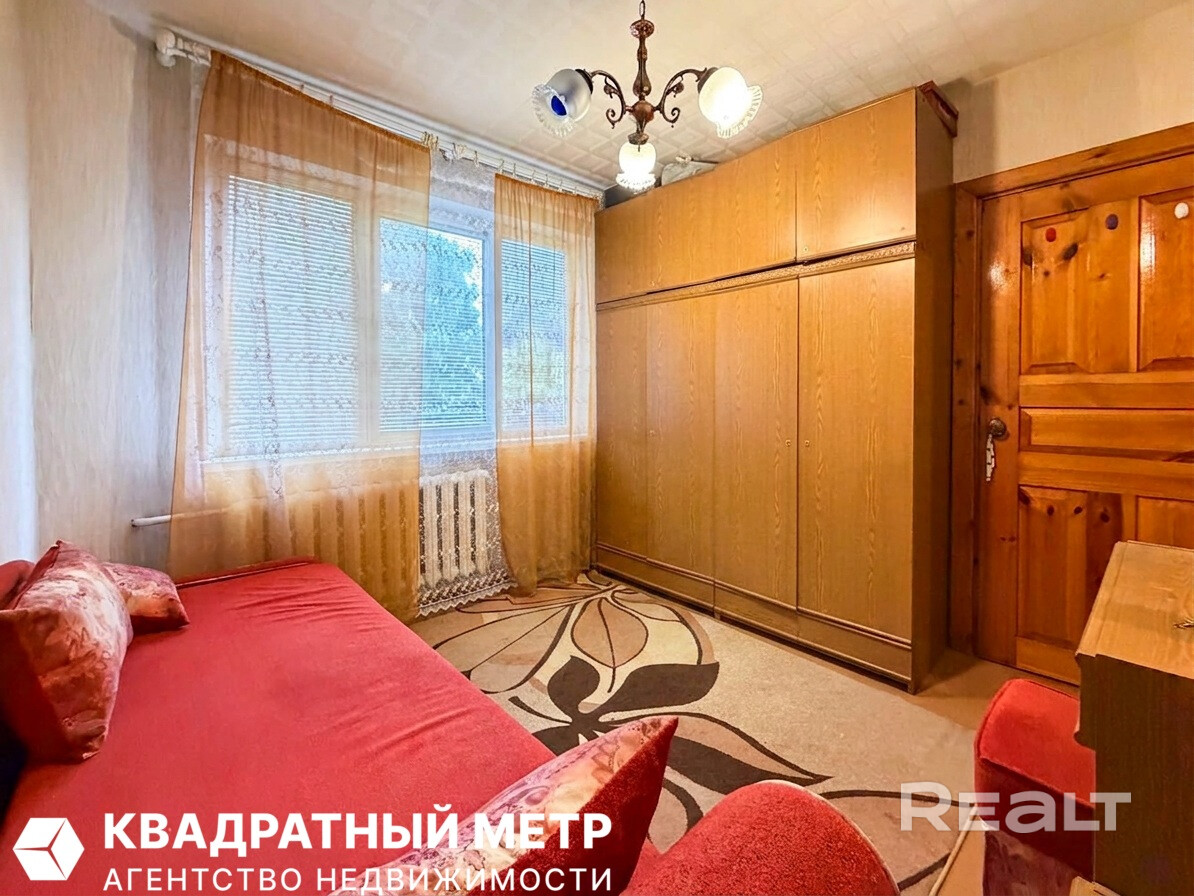 Продается 4-комнатная квартира ул. Ангарская, д.10 к.2 в 500 метрах от станции метро «Могилевская» – pohled 5