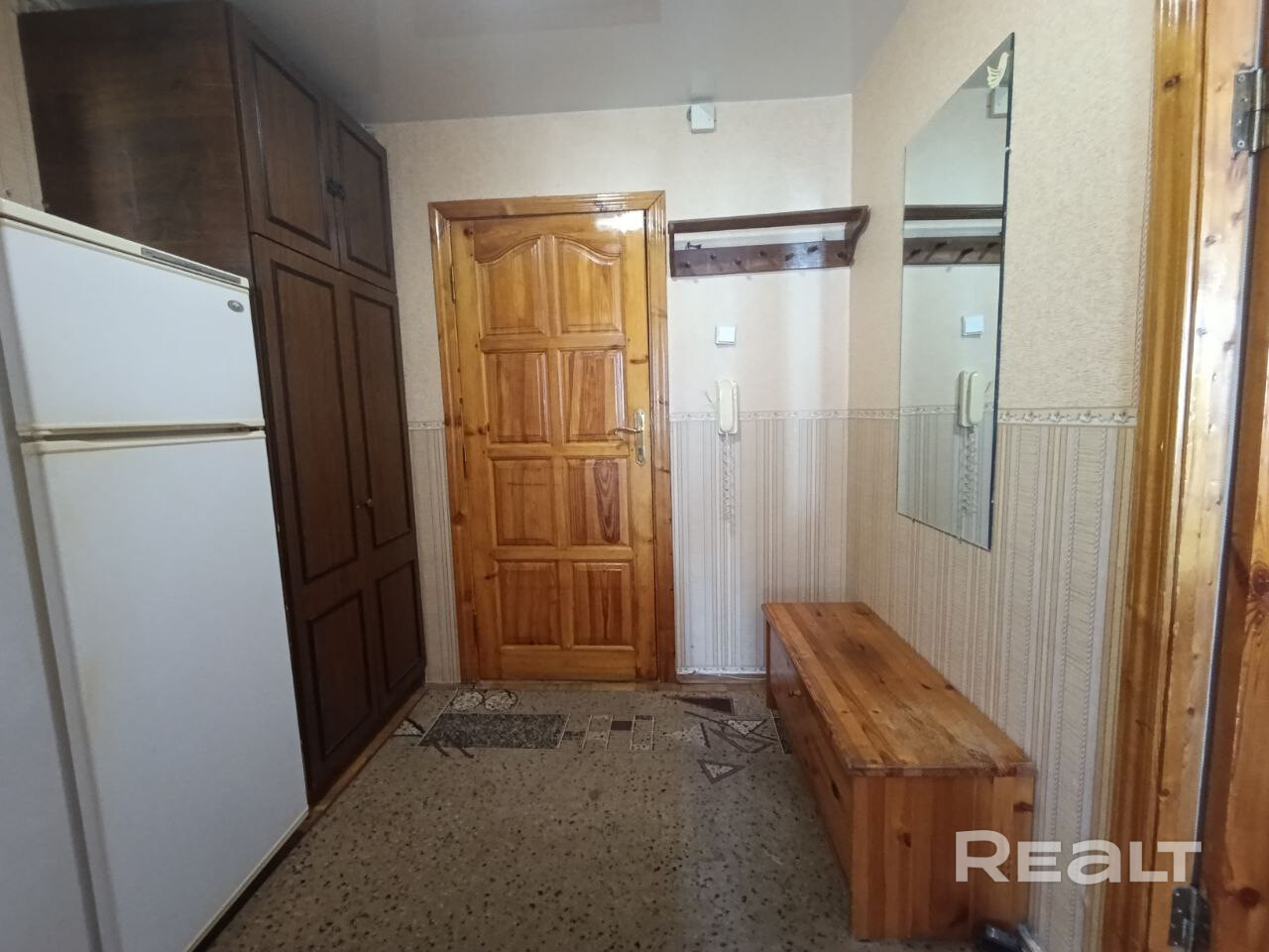 В продаже отличная 2-х комнатная квартира в экологически чистом районе Столицы . - Więcej