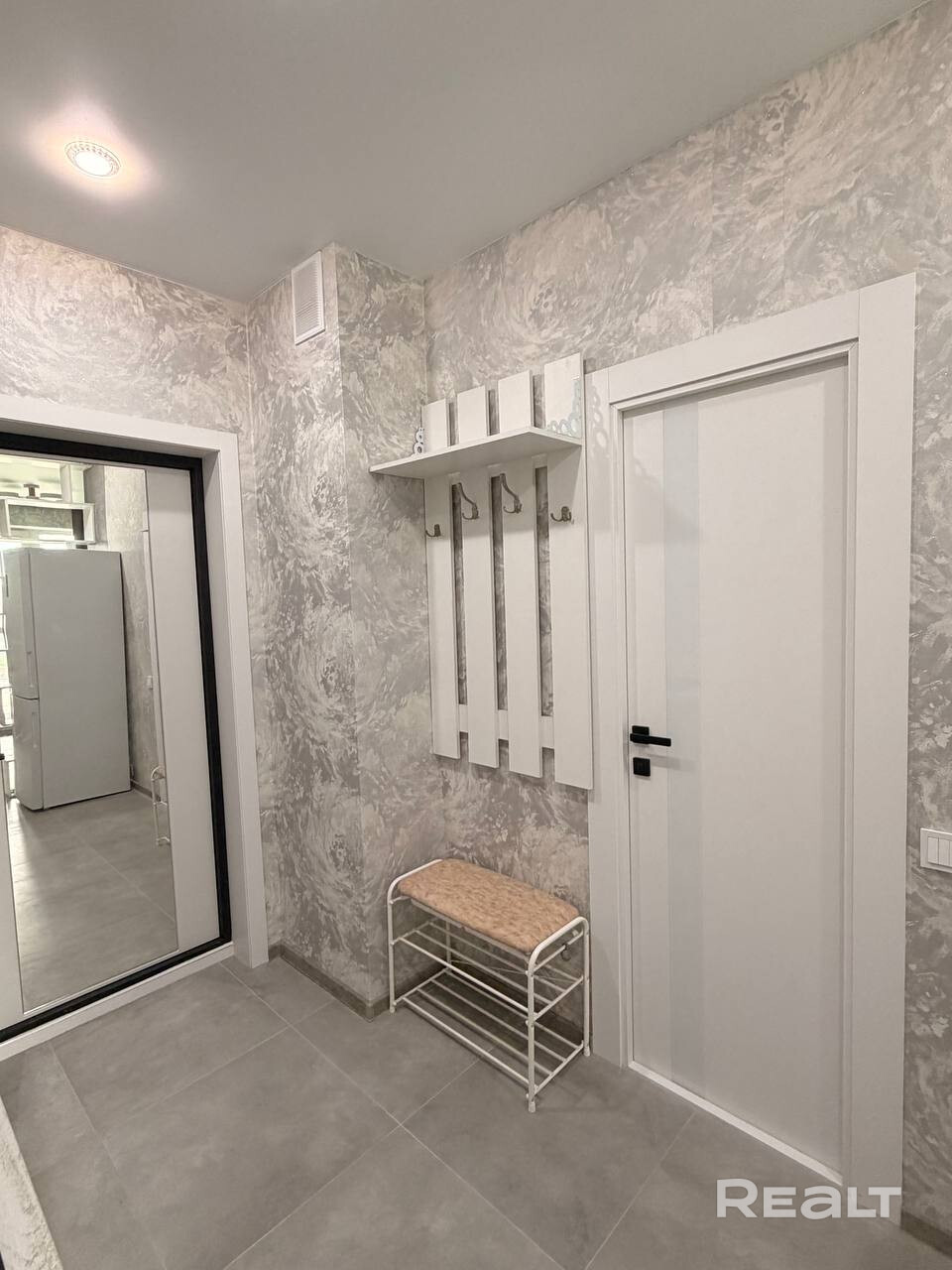 Светлая и уютная 1-комнатная квартира площадью 26.4 м² ( по СНБ) на комфортном 9-м этаже. – pohled 3