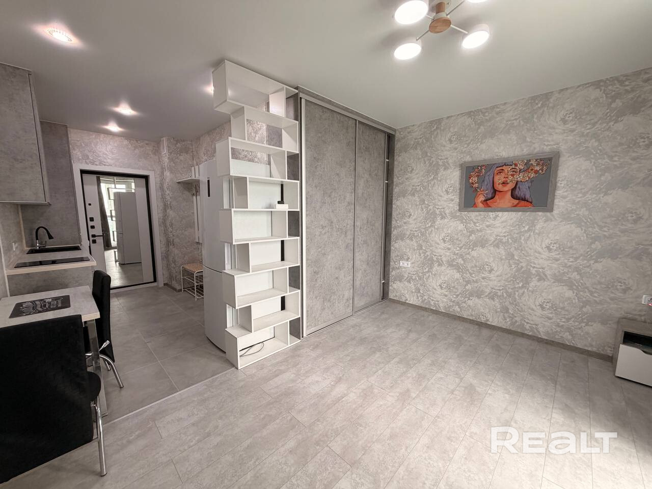 Светлая и уютная 1-комнатная квартира площадью 26.4 м² ( по СНБ) на комфортном 9-м этаже. – pohled 4