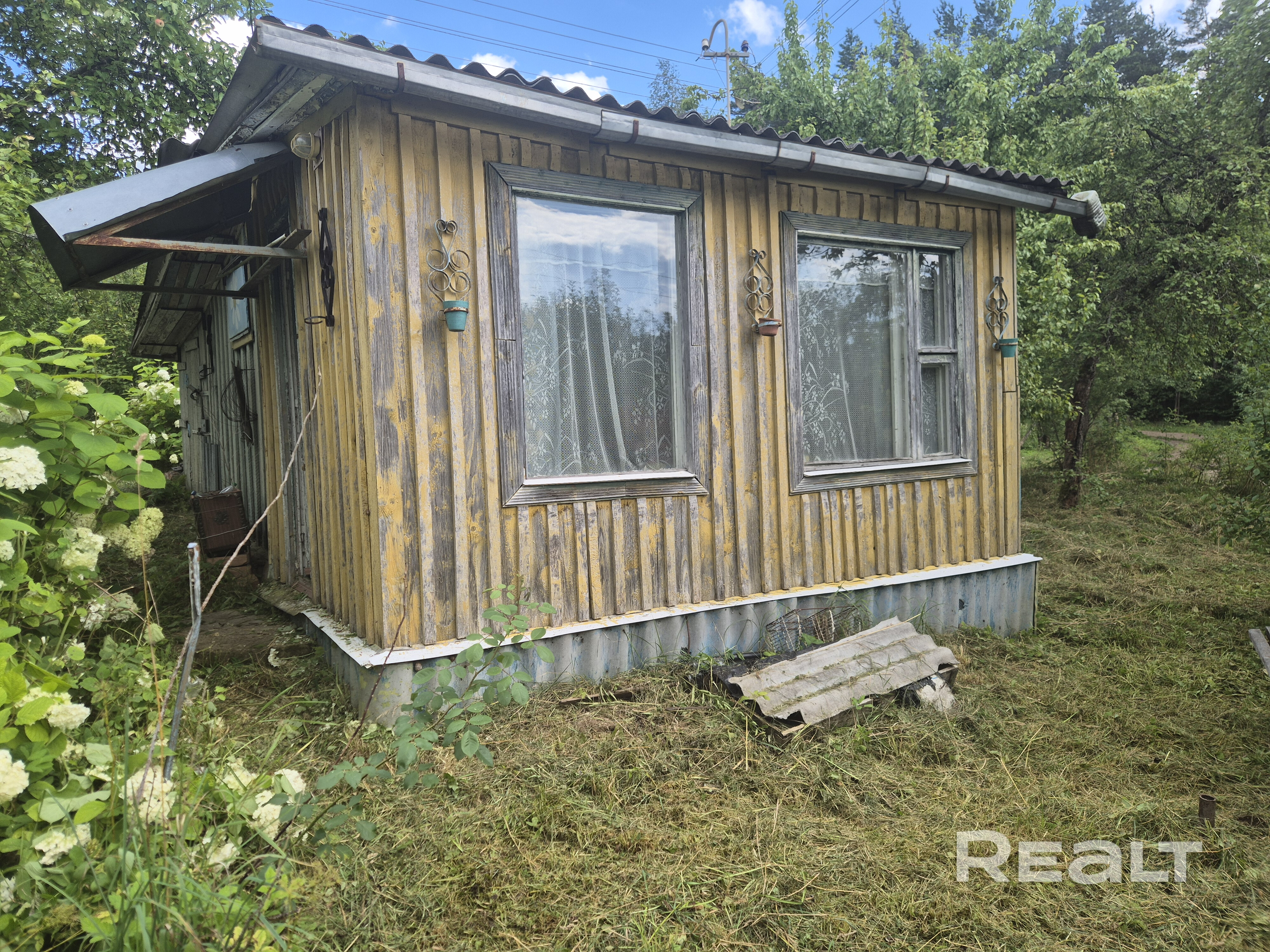 Продаётся участок 9 соток в садовом тавариществе "Старинке" Имеются щитовой домик, сарай, туалет, на участке свет, вода сезонная, Рядом лес, электричка станция Олехновичи. – pohled 4