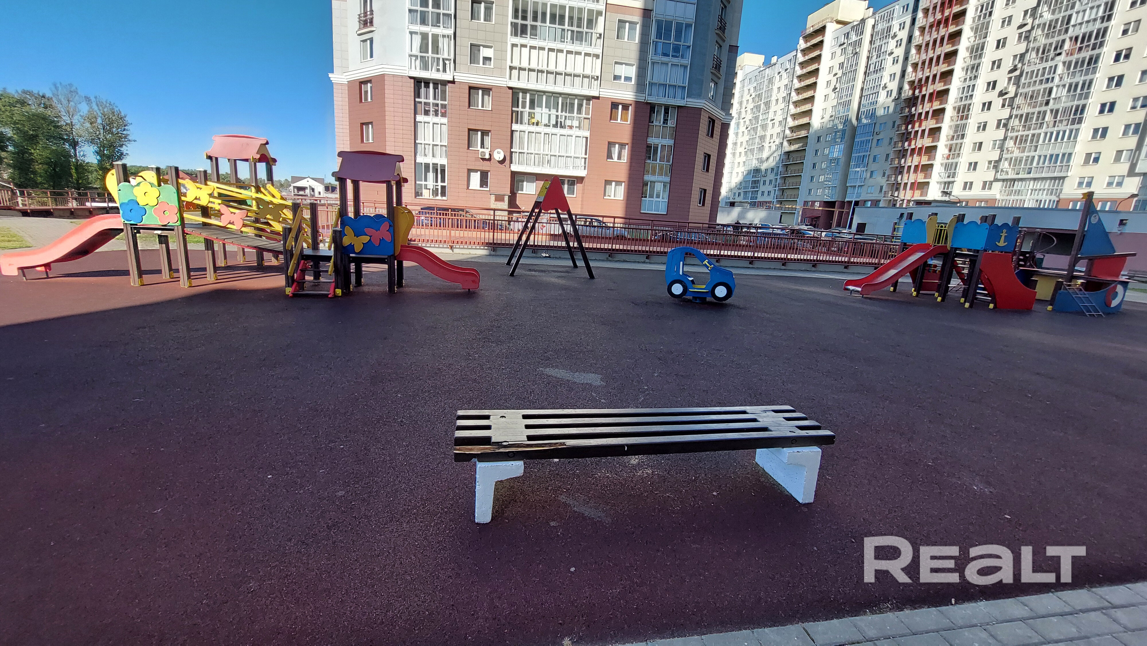 Трёхкомнатная квартира в центре Минска. Чистая продажа или обмен на 2х комнатную с доплатой. – pohled 3