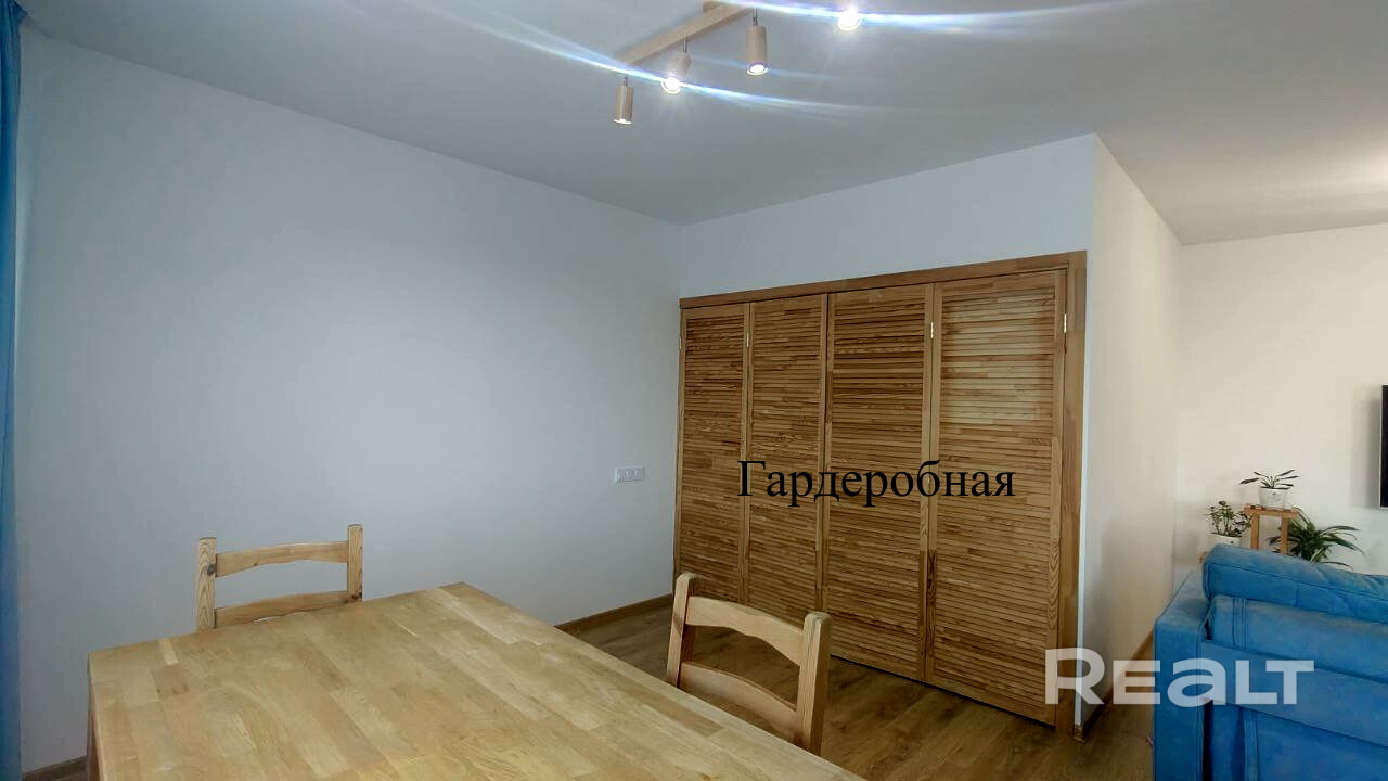 Современная, просторная  квартира в ЖК "Мегаполис" полностью готова к проживанию. - Widok 6