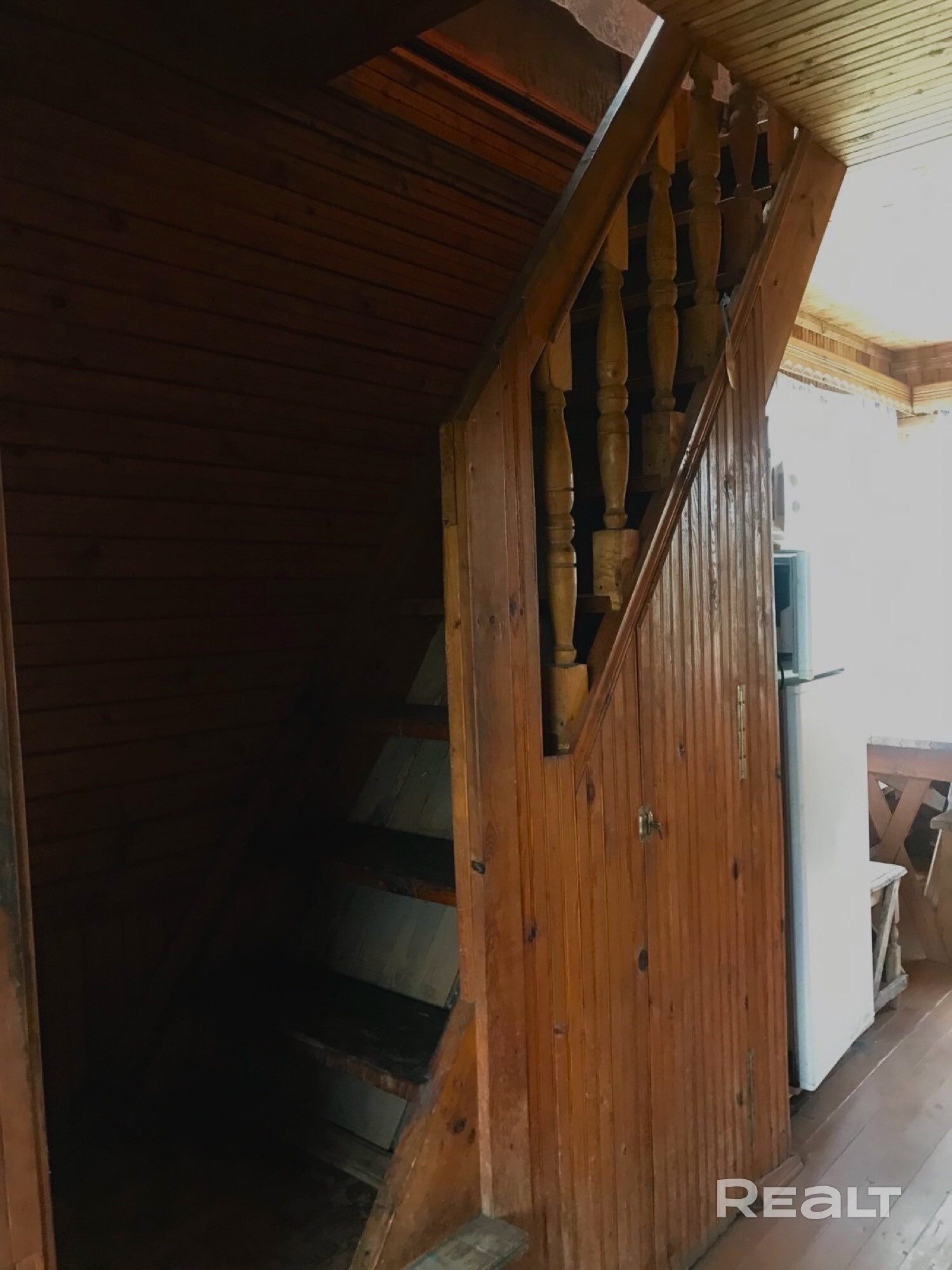 Продается с/т «Пролеска -плюс» общая площадь 81 кв.м, 2-х этажный дом с большим подвалом из цельного сруба, отбит сайдингом. 4.22 соток земли, с баней. небольшой торг. - Mehr