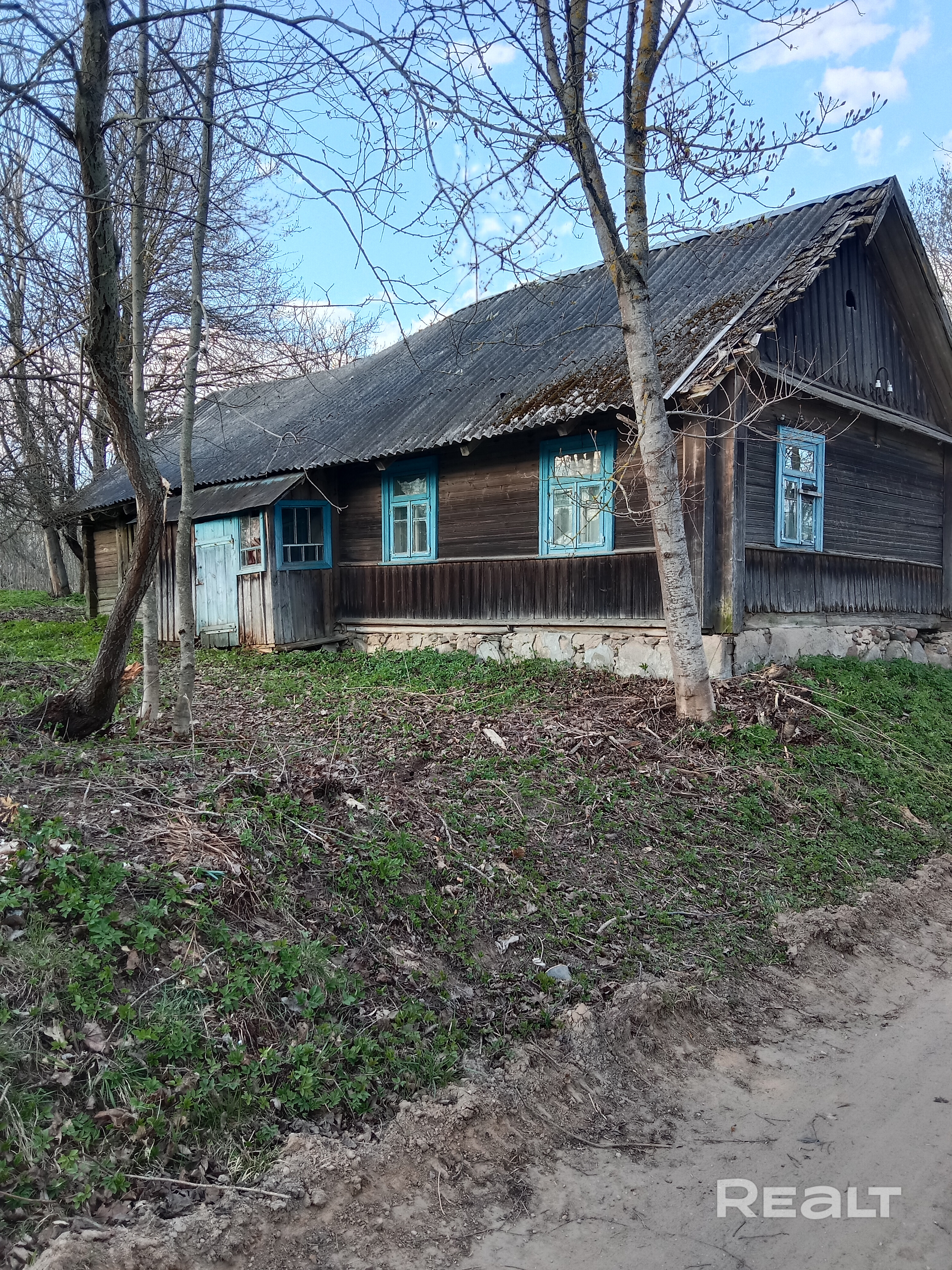 Земельный участок с домом , Дзержинский район , Дер.Розовка , дом под снос либо реконструкция , свет , вода в доступе , участок 25 соток частная собственность , .Маршрутка от Каменной горки , от МКАД 33 км ,.На данный момент идёт валка леса , обкос , и наведение порядка . - Ansicht 6