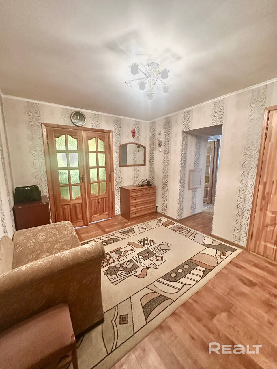 Продажа трехкомнатной квартиры в самом. Идеальное предложение в Изумительном месте Минска! - Mehr