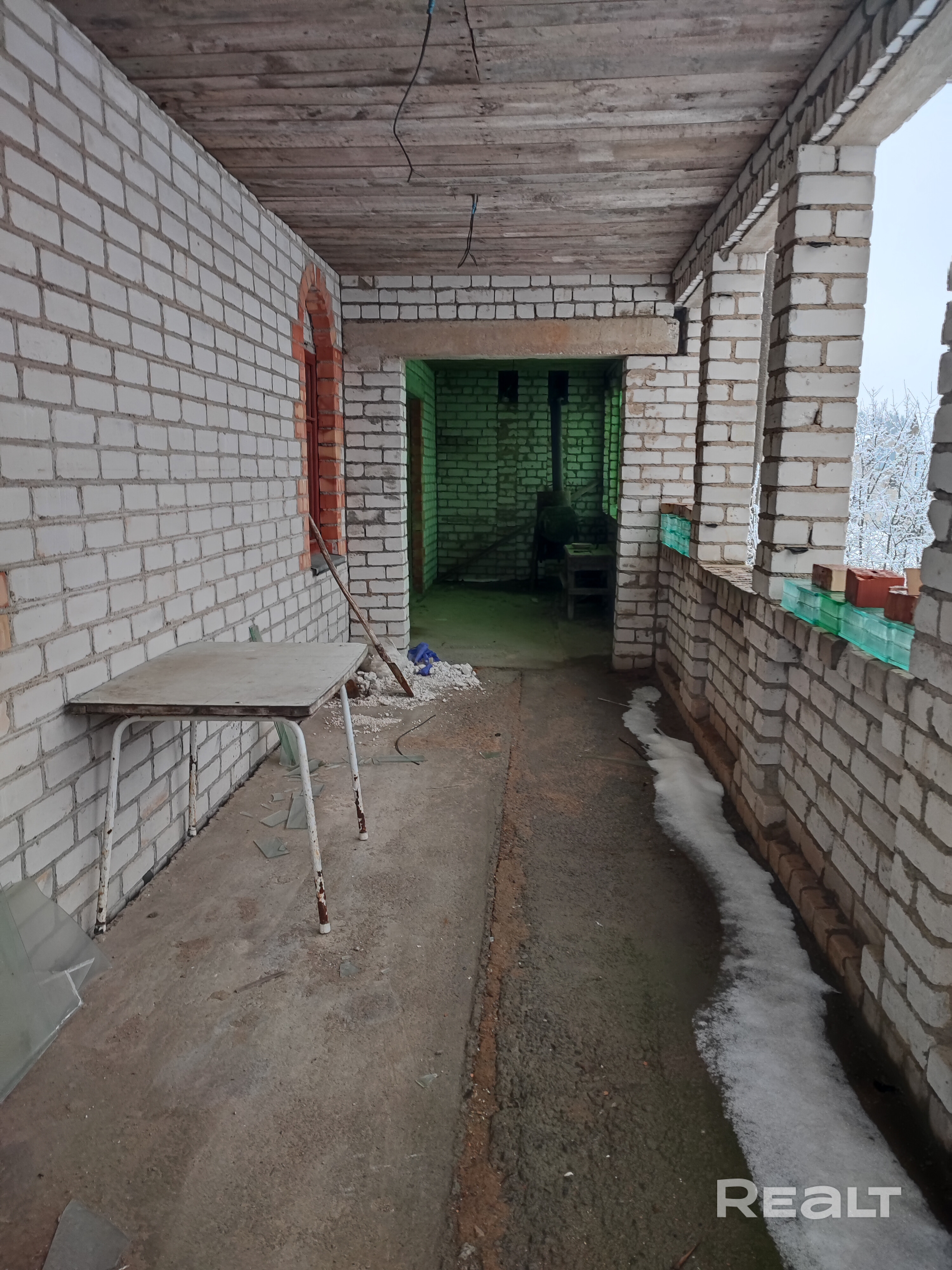 Просторный дом в пригороде Минска с приватизированным участком - Więcej