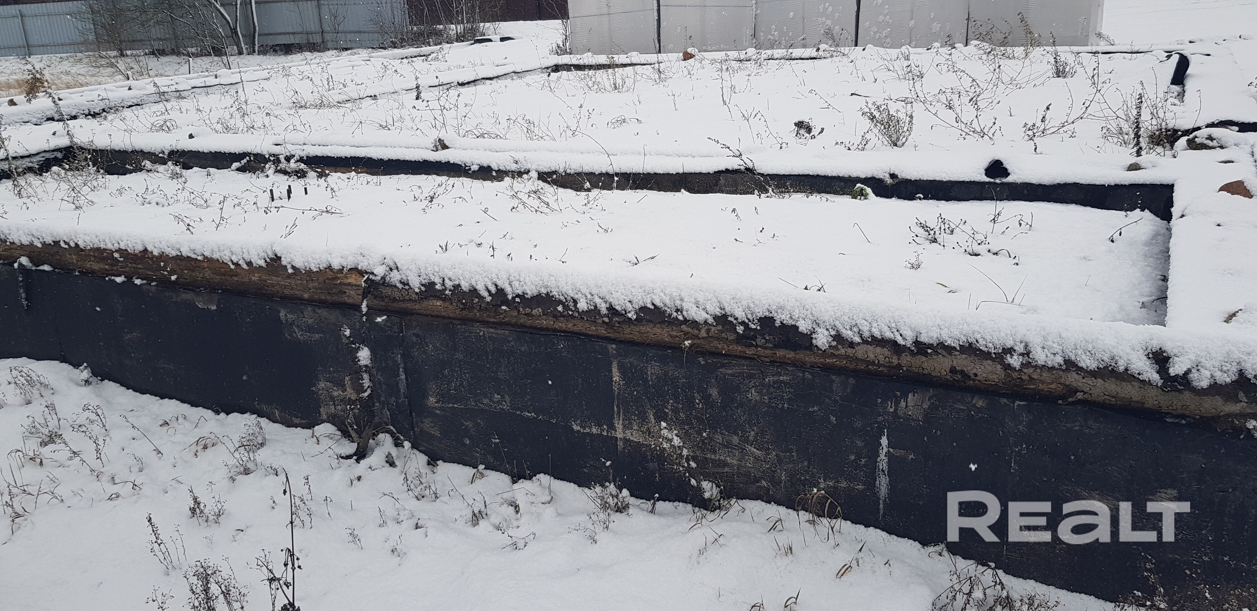 Участок в д. Чесловое. На участке есть электричество (380В и 220В, возможно подключение электроотопления). Крепкий, выдержанный фундамент. Есть готовый проект дома. Куплены блоки для строительства (блоки продаются отдельно, по согласованию). Есть льготный лес, нужно его только оплатить и забрать. Отличный подъезд к участку. Идеальное, тихое место для жизни и дачи, рядом озеро, за огородом лес. Это идеальный вариант: электричество есть, фундамент, проект дома, блоки, лес на крышу... подробнее 👇 - Mehr