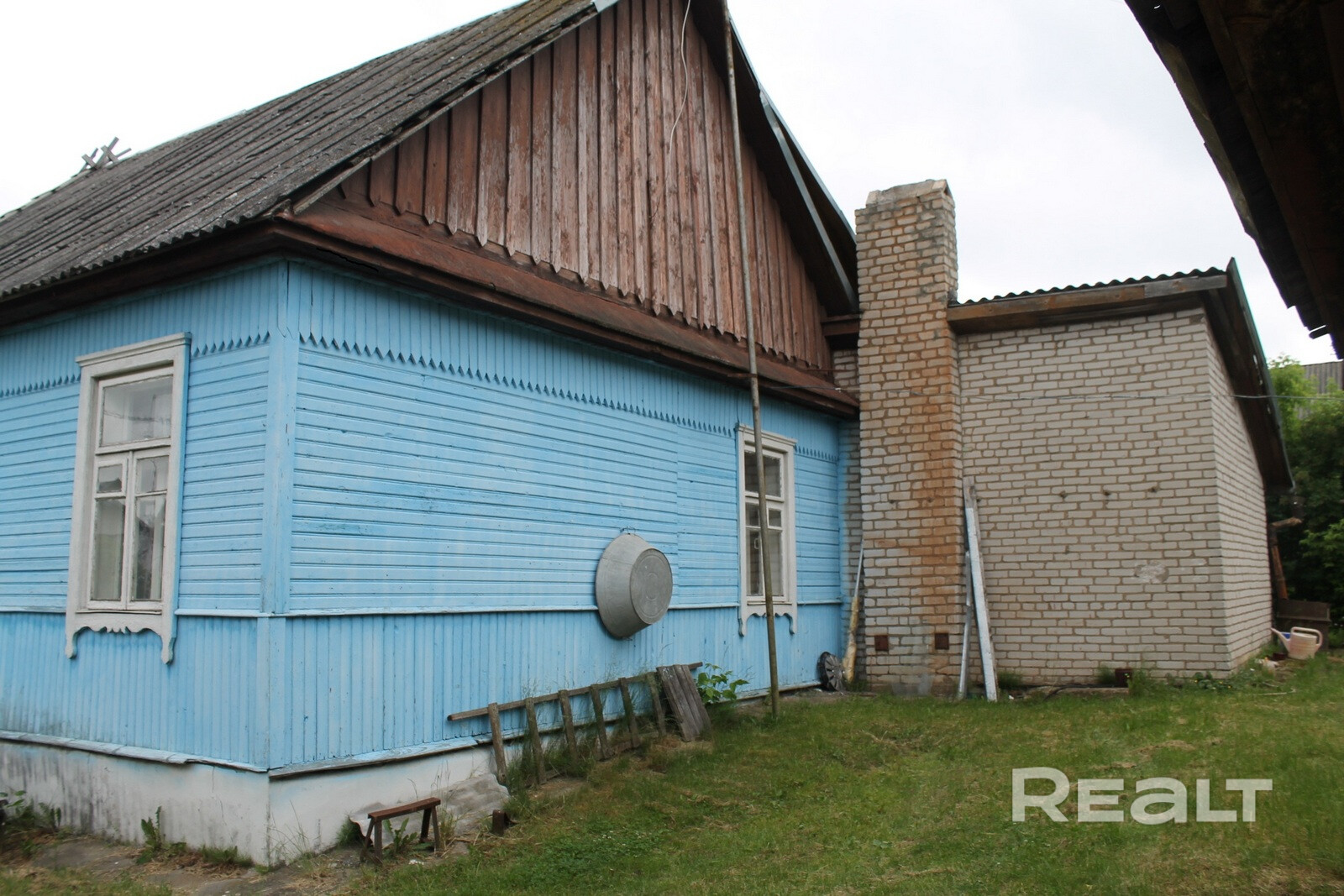 Продаётся добротный дом в центре г.Столбцы - Więcej