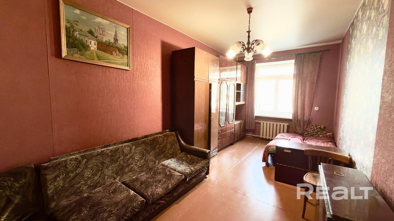 Продаётся просторная трехкомнатная сталинка, в центре Минска. - Widok 3