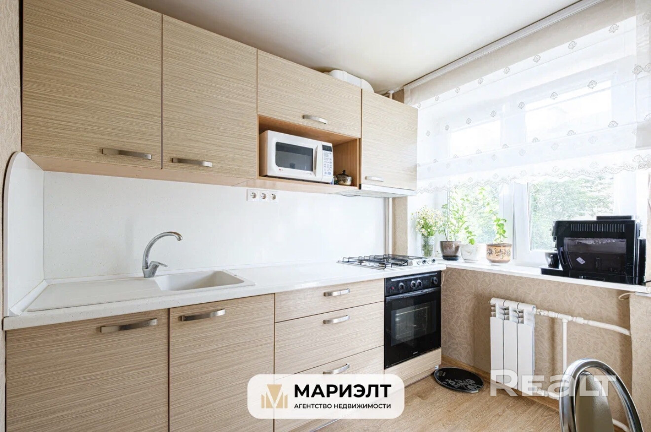 Продаётся 2-комнатная  квартира в тихом центре Минска - Aanzicht 4