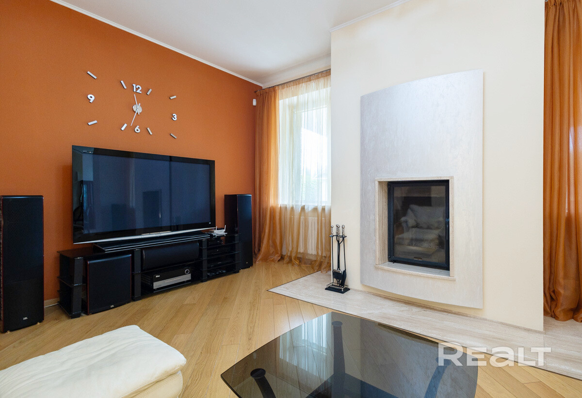 Элитный коттедж 561,5 м2 с бассейном и зимним садом в Минске - Więcej