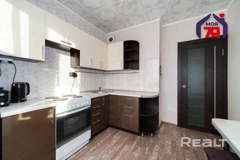 В продаже просторная 3-комнатная квартира по улице Нестерова, дом 92. - Aanzicht 4
