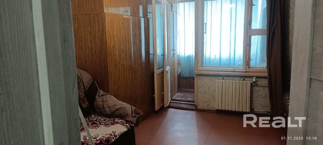 Продаётся комната 14,02 м² в 2-комнатной квартире с застеклённой лоджией (чешский проект, ул. Казинца, 74). Окна на зелёный тихий двор. Капитальный ремонт дома, заменены трубы. Раздельный санузел. Второй собственник — женщина с двумя несовершеннолетними детьми. ЧИСТАЯ ПРОДАЖА - Widok 5